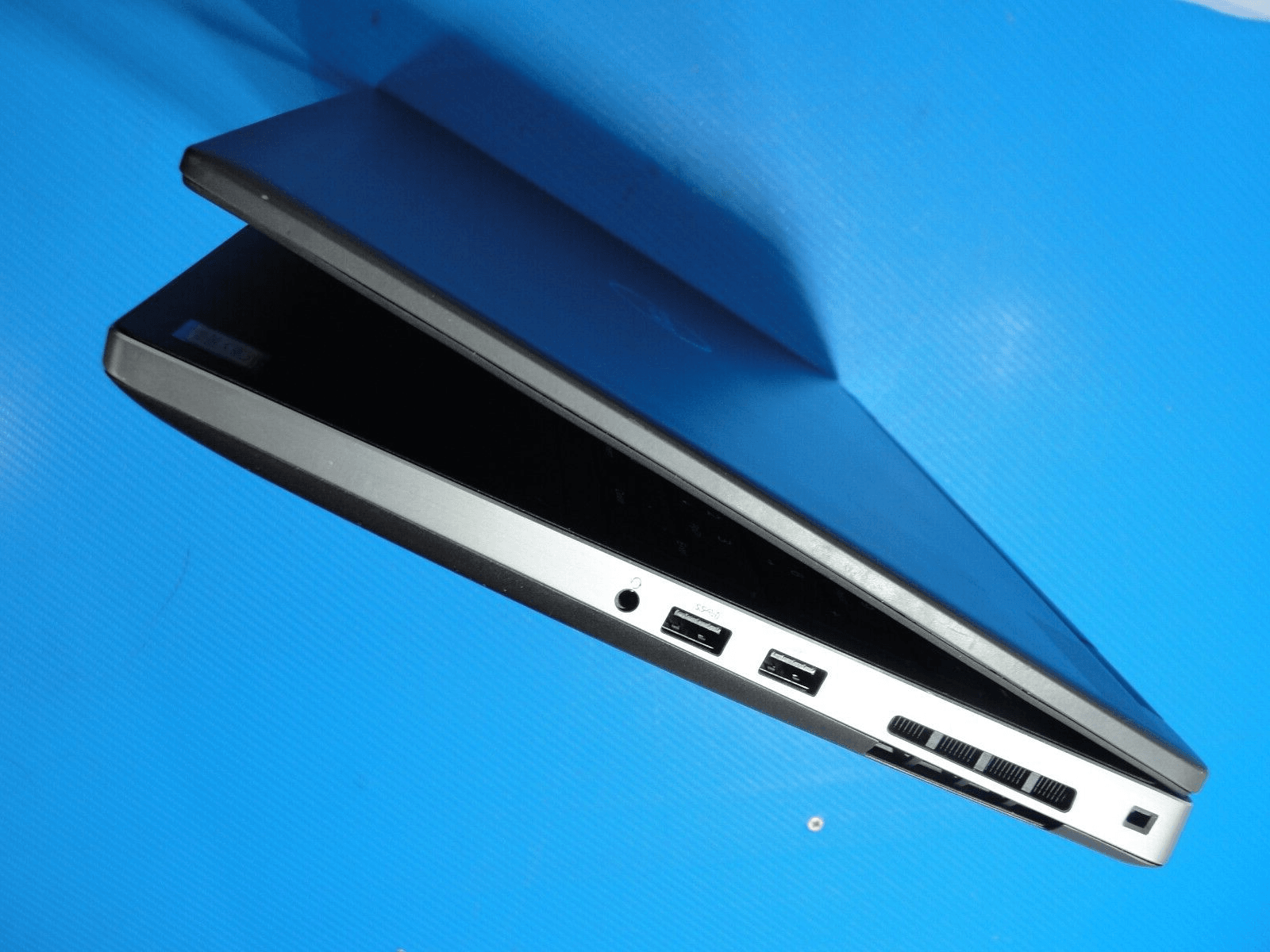 Dell Precision 7540 15” FHD i5-9400H 2.5GHz 16GB SSD 256GB NVIDIA Quadro T1000 - Tested Computer Laptop Parts