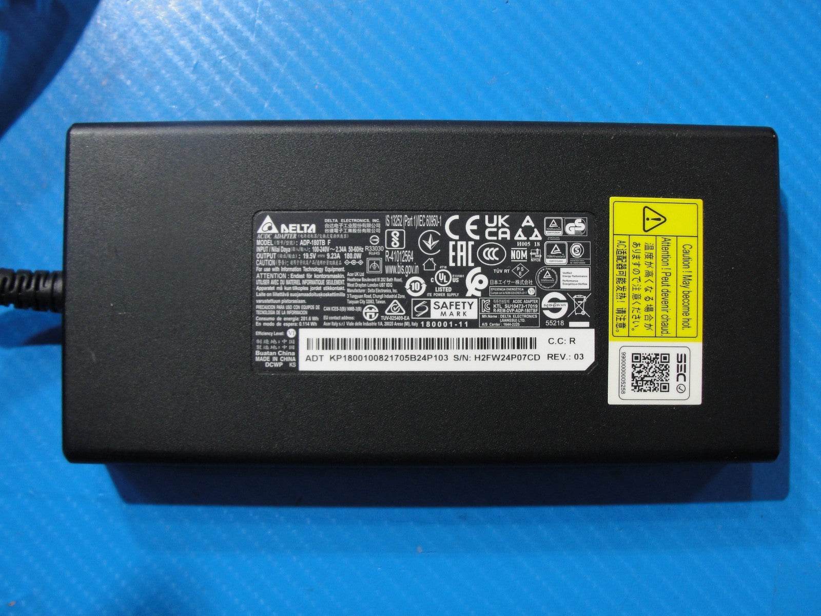 DELTA ELECTRONIX power adapter Model: ADP-180TB F 180W - Tested Computer Laptop Parts