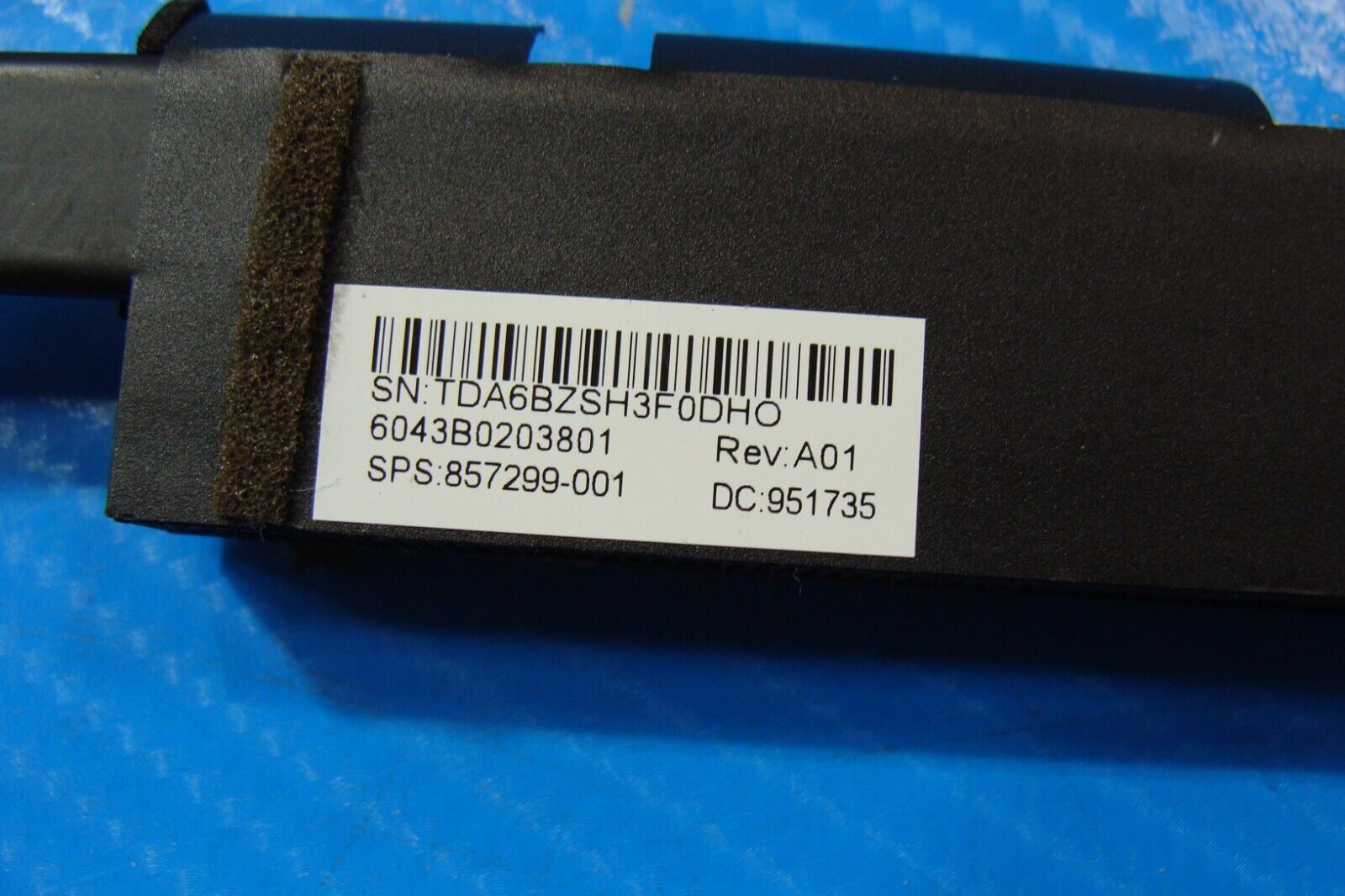 HP ENVY m7-u109dx 17.3