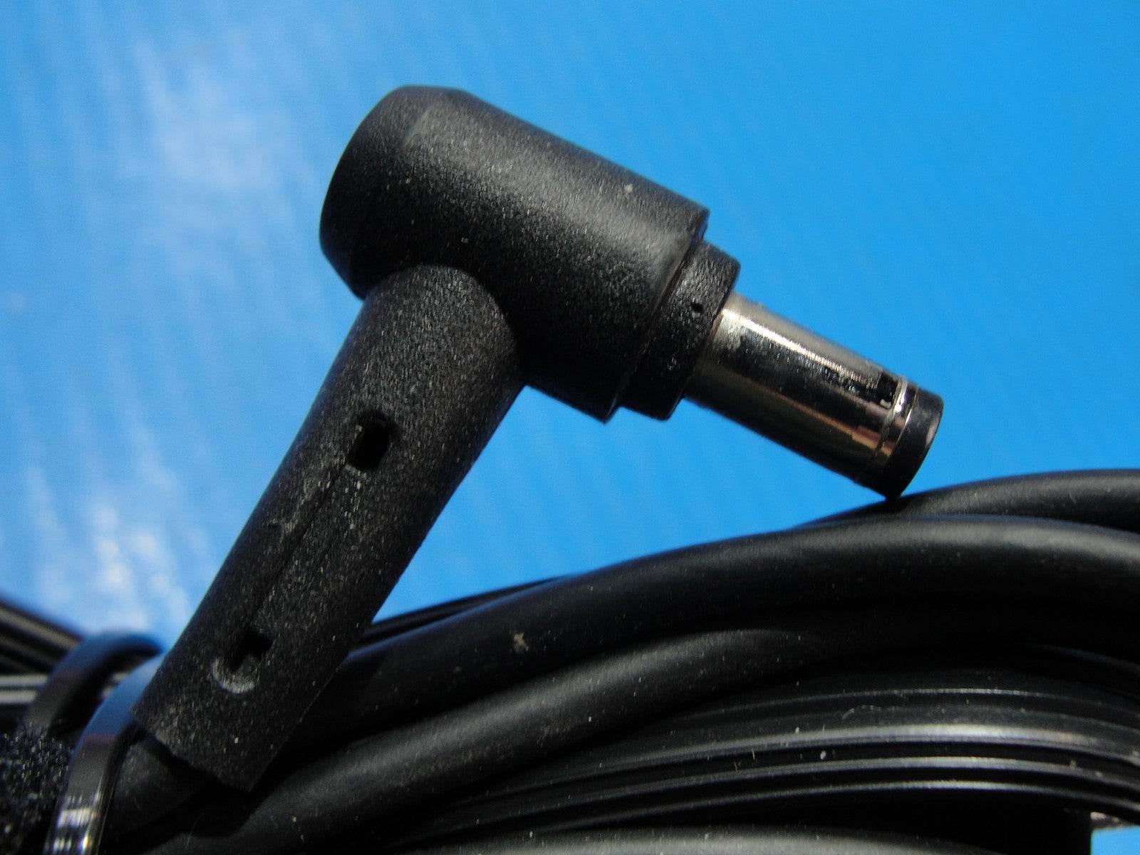 65W 19V 3.42A T/N:010-2LF AC Adapter Asus TIP- without center pin - Tested Computer Laptop Parts