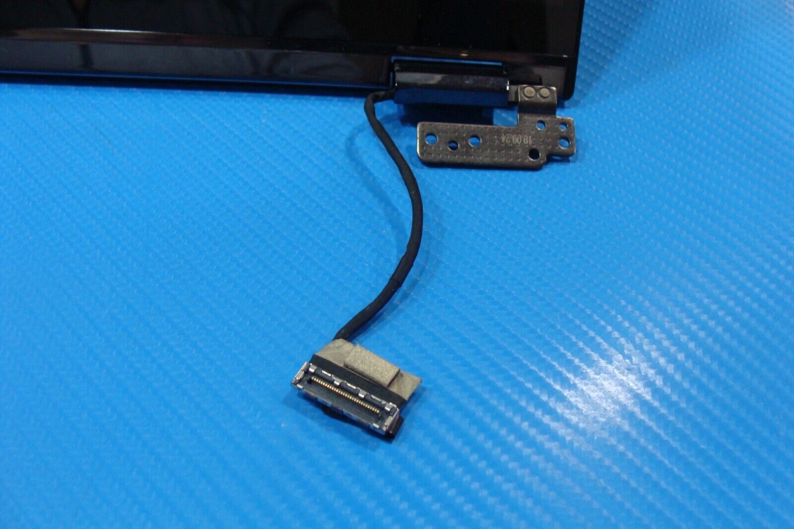 Asus ZenBook Q547F 15.6