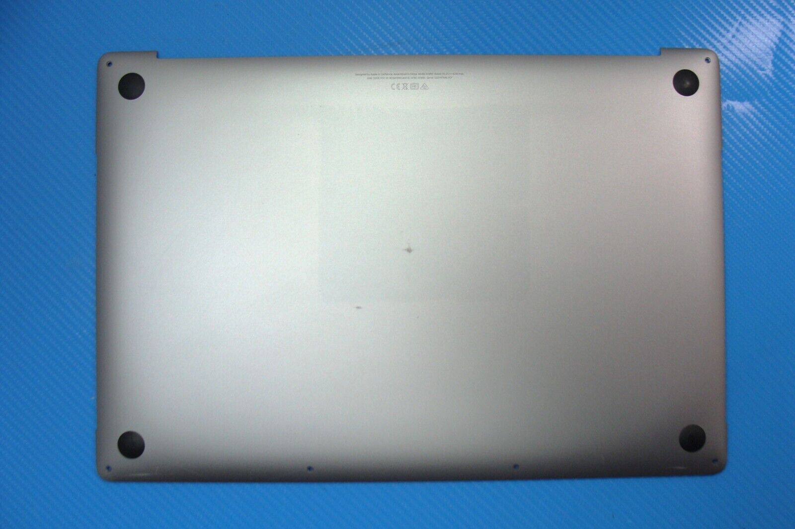 MacBook Pro A1990 Mid 2019 MV902LL/A 15