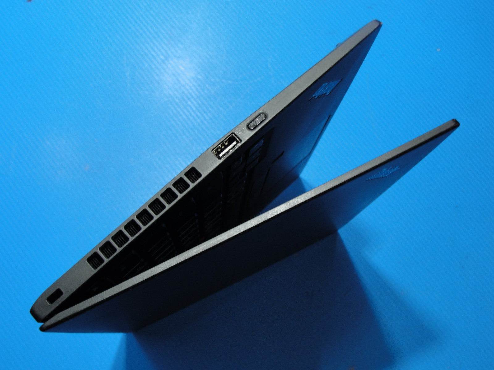 Lenovo ThinkPad X1 Carbon Gen 7 14”FHD Core i7-8565U 1.8GHz 8GB SSD Reset 256GB - Tested Computer Laptop Parts