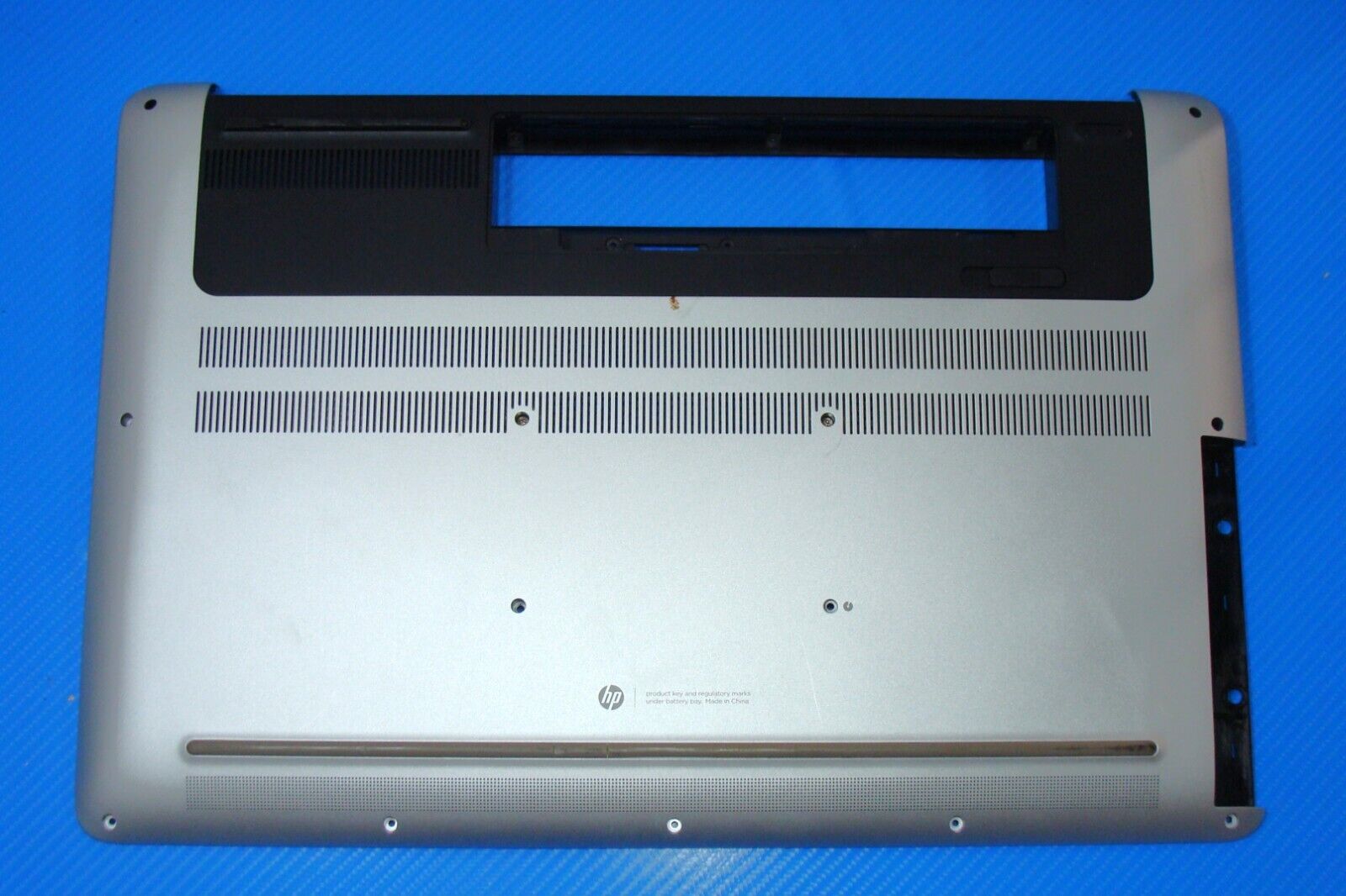HP Envy 17.3” m7-u109dx Genuine Laptop Bottom Case AM1CR000310 813783-001