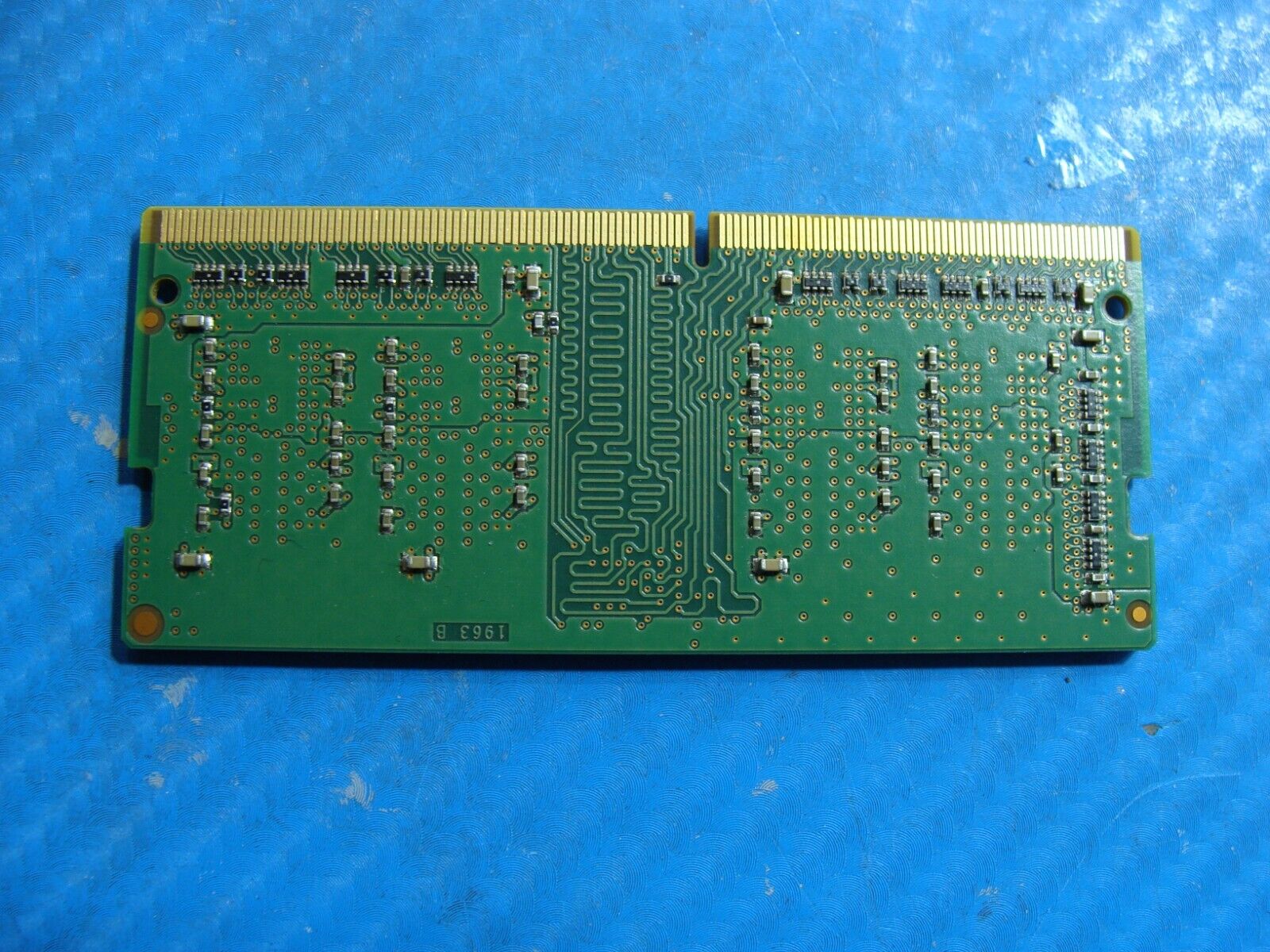 Dell 15 3567 Micron 2GB 1Rx16 PC4-2400T Memory RAM SO-DIMM MTA4ATF25664HZ-2G3B1