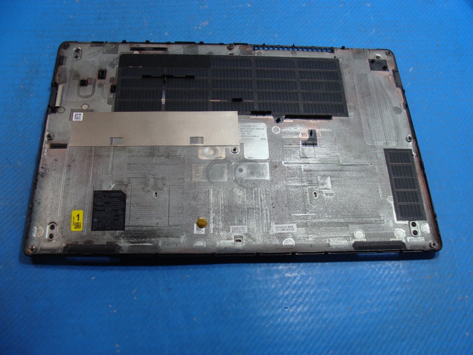Dell Latitude 15.6” 5580 Genuine Laptop Bottom Case Base Cover DM4FC AP1S4000103
