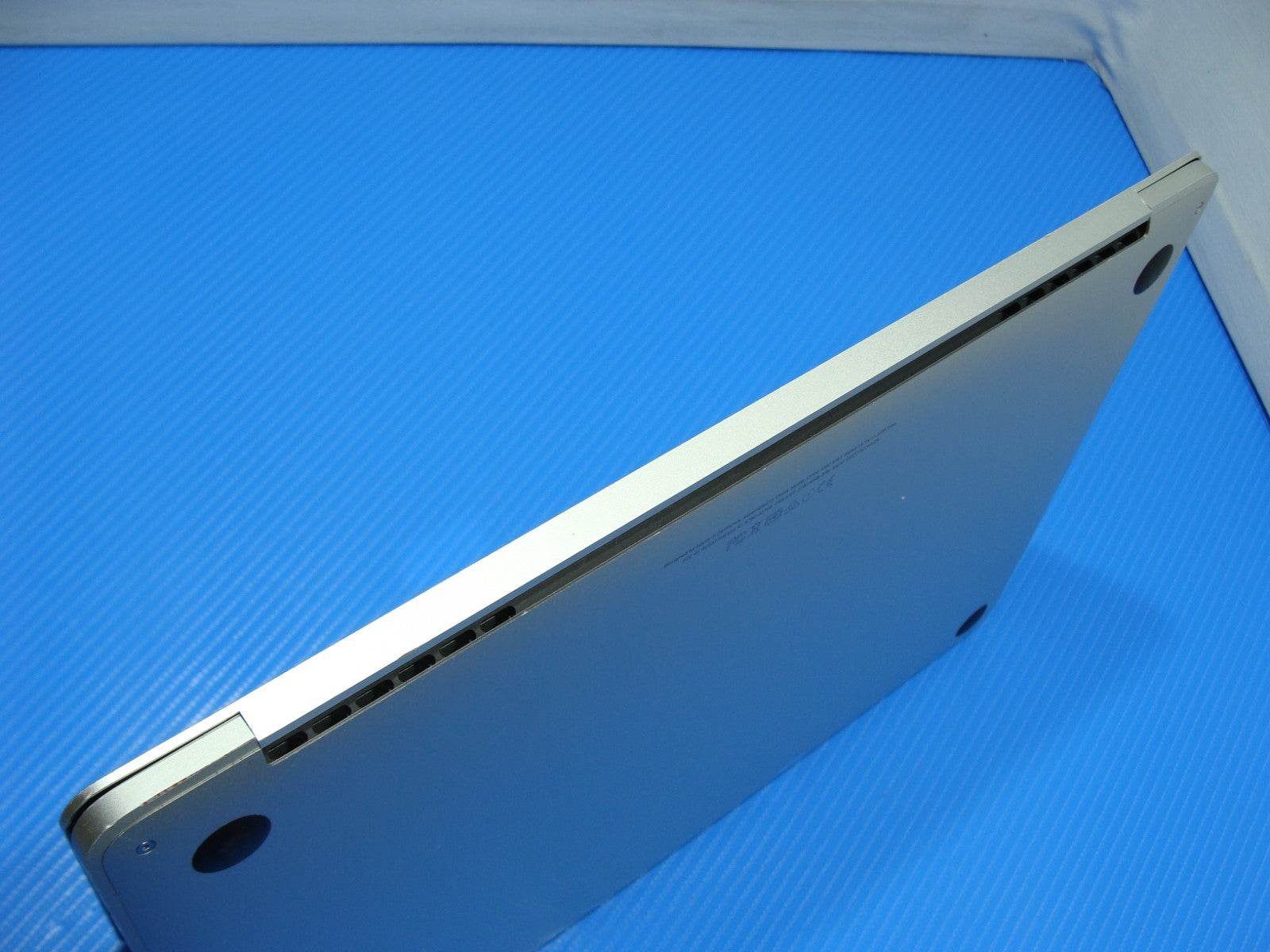 Apple MacBook Pro 13 A1706 Mid-2017 i5-7267U 3.1Ghz 8GB 256GB MPXV2LL/A Silver - Tested Computer Laptop Parts