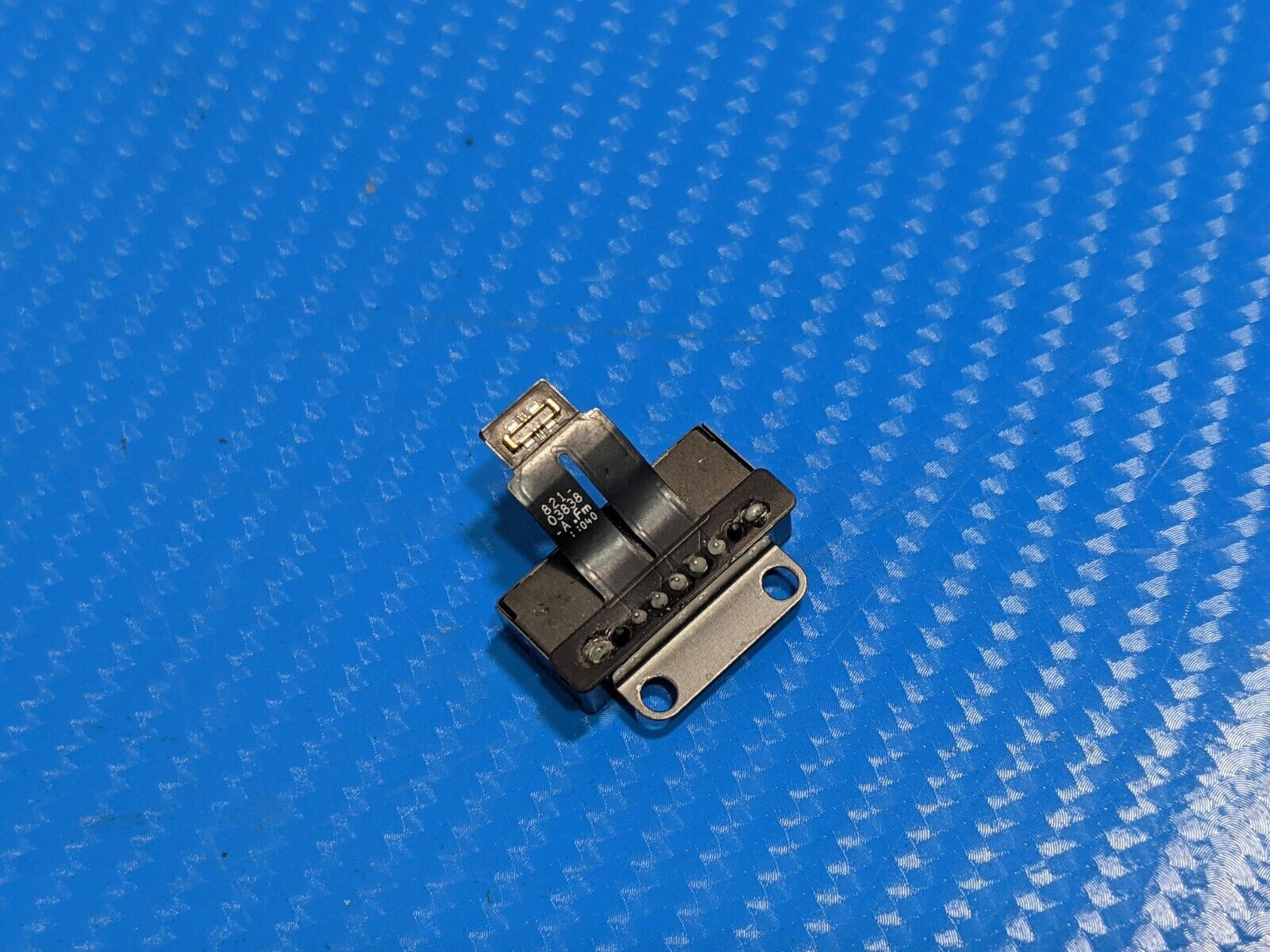 MacBook Pro A2485 16