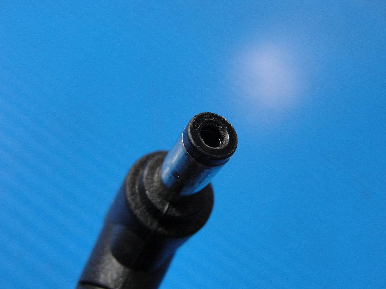 DELTA ELECTRONIX power adapter Model: ADP-150VB B -150W - Tested Computer Laptop Parts