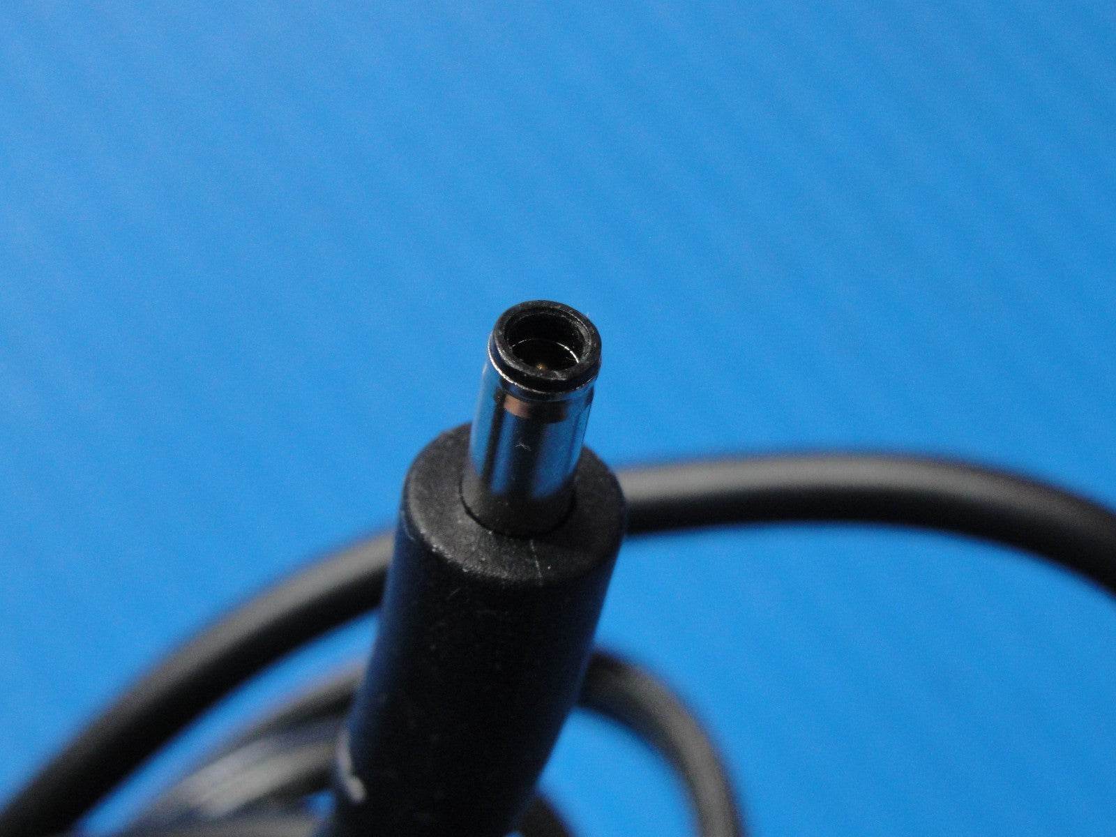 Genuine Dell 130W AC Adapter Charger (19.5V 6.7A) – 4.5mm × 3.0mm Center Pin - Tested Computer Laptop Parts