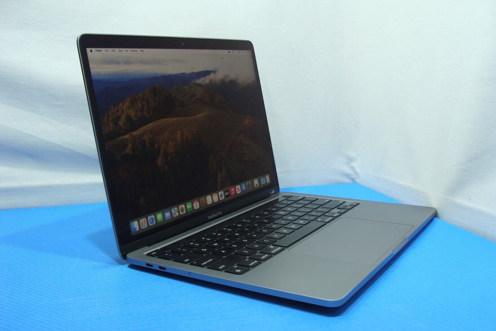 Buy Apple MacBook Pro 13 Buy Apple MacBook Pro 13