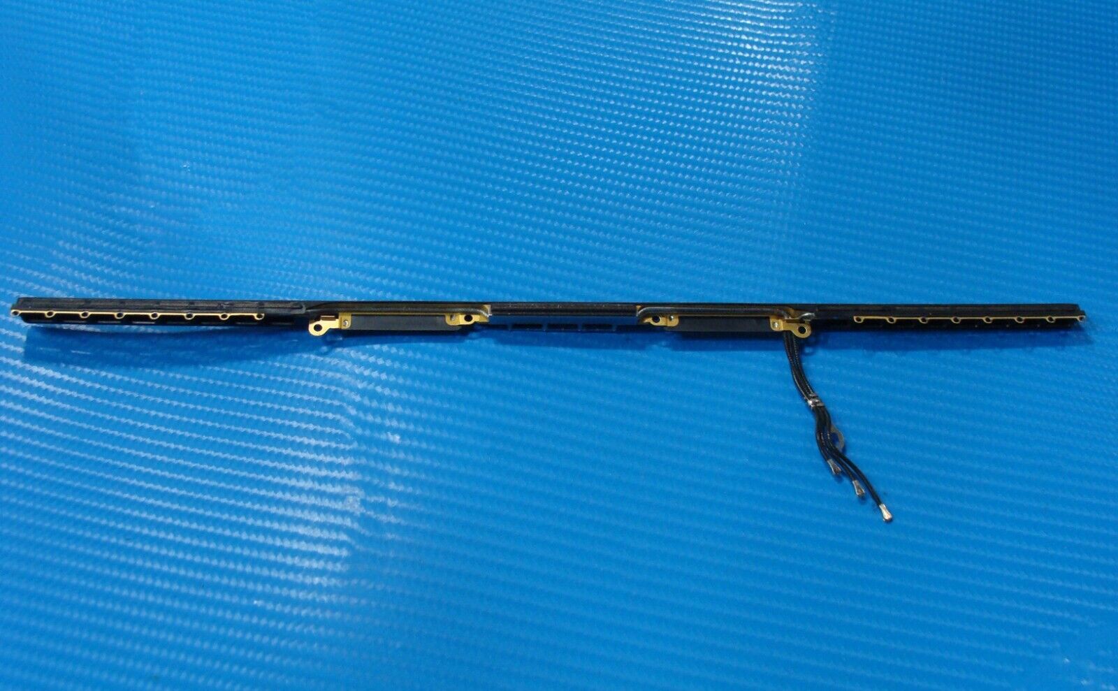 MacBook Pro A1990 Mid 2019 MV902LL/A 15