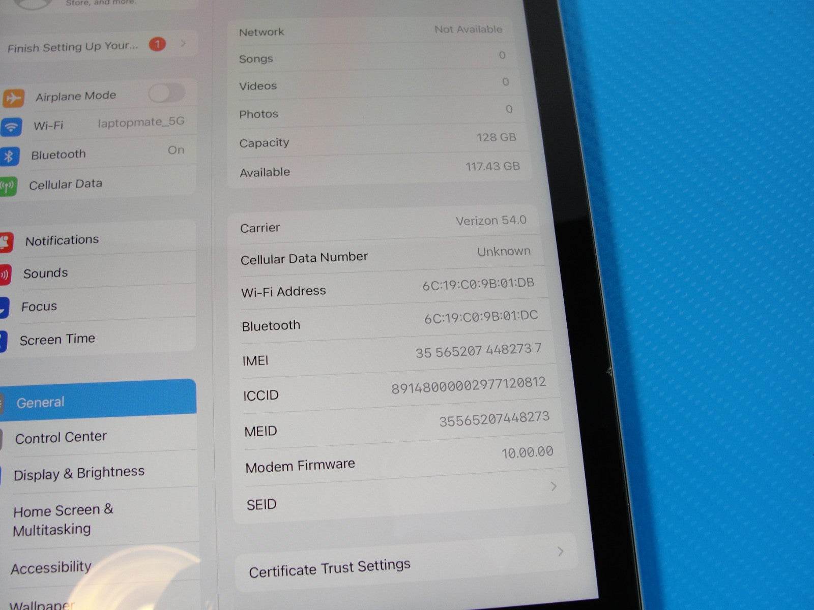 Apple iPad Pro 1st Gen 9.7in 128GB Wi Fi + 4G Space Gray Verizon +Bundle /READ - Tested Computer Laptop Parts