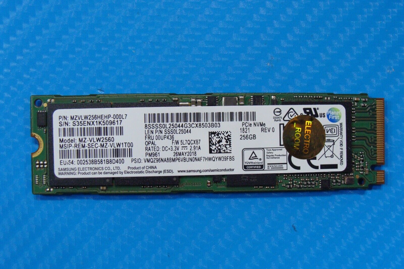 Lenovo T480s Samsung 256GB NVMe M.2 SSD Solid State Drive MZVLW256HEHP-000L7