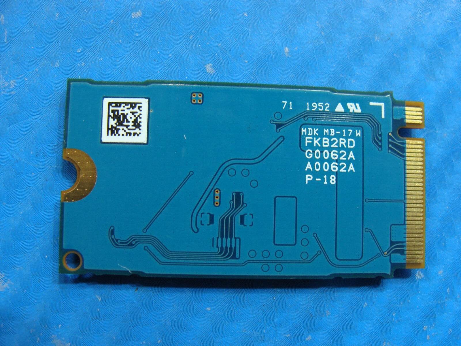 Lenovo E15 KIOXIA 256GB M.2 NVME Solid State Drive KBG40ZNT256G 00UP697 - Tested Computer Laptop Parts