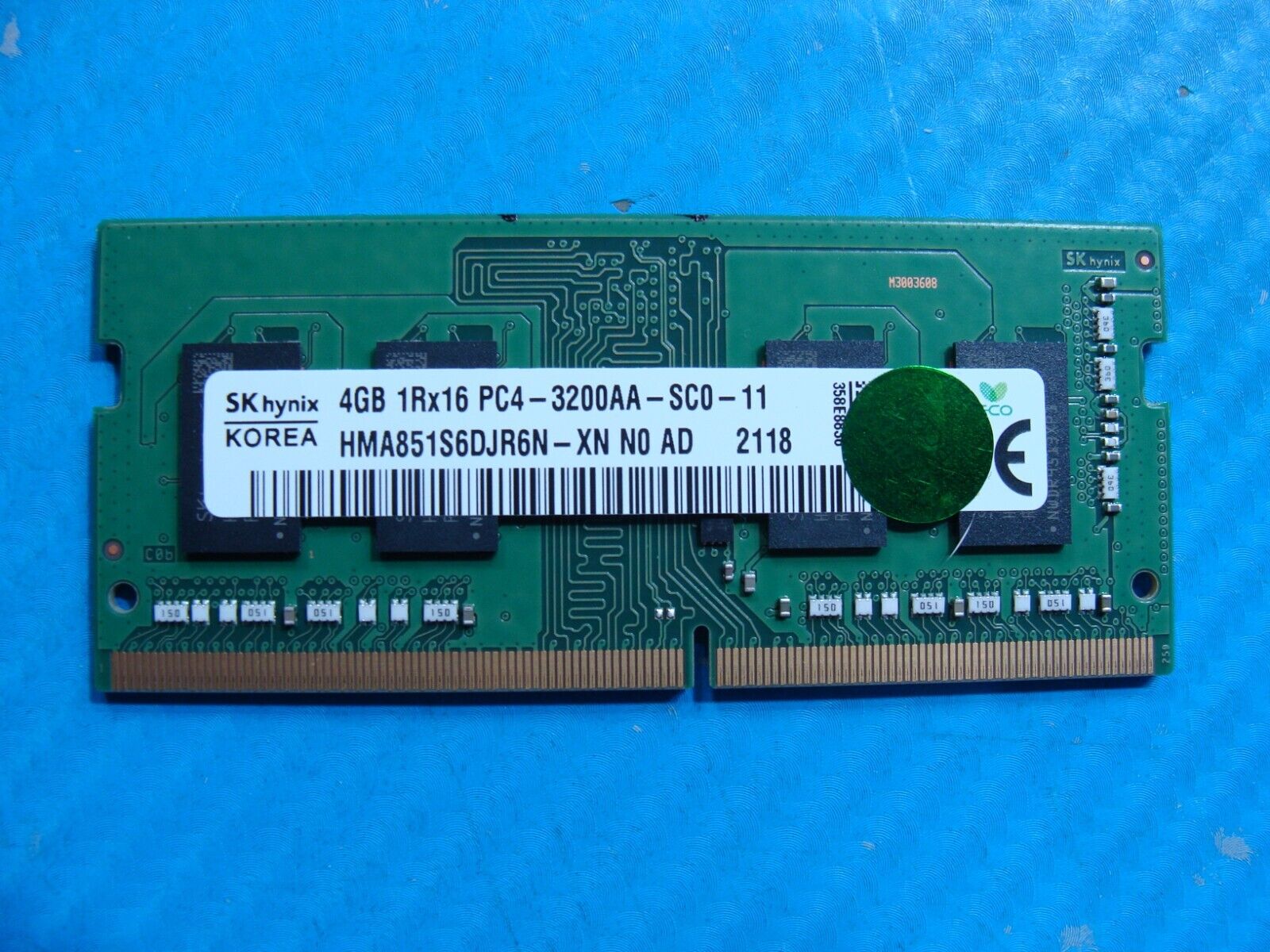 Dell 14 7415 SK Hynix 4GB 1Rx16 PC4-3200AA Memory RAM SO-DIMM HMA851S6DJR6N-XN