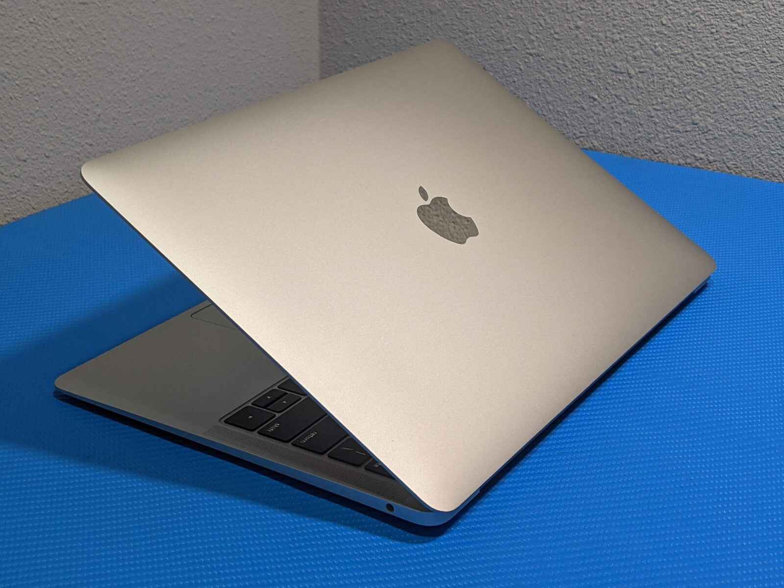 Apple MacBook Air 13