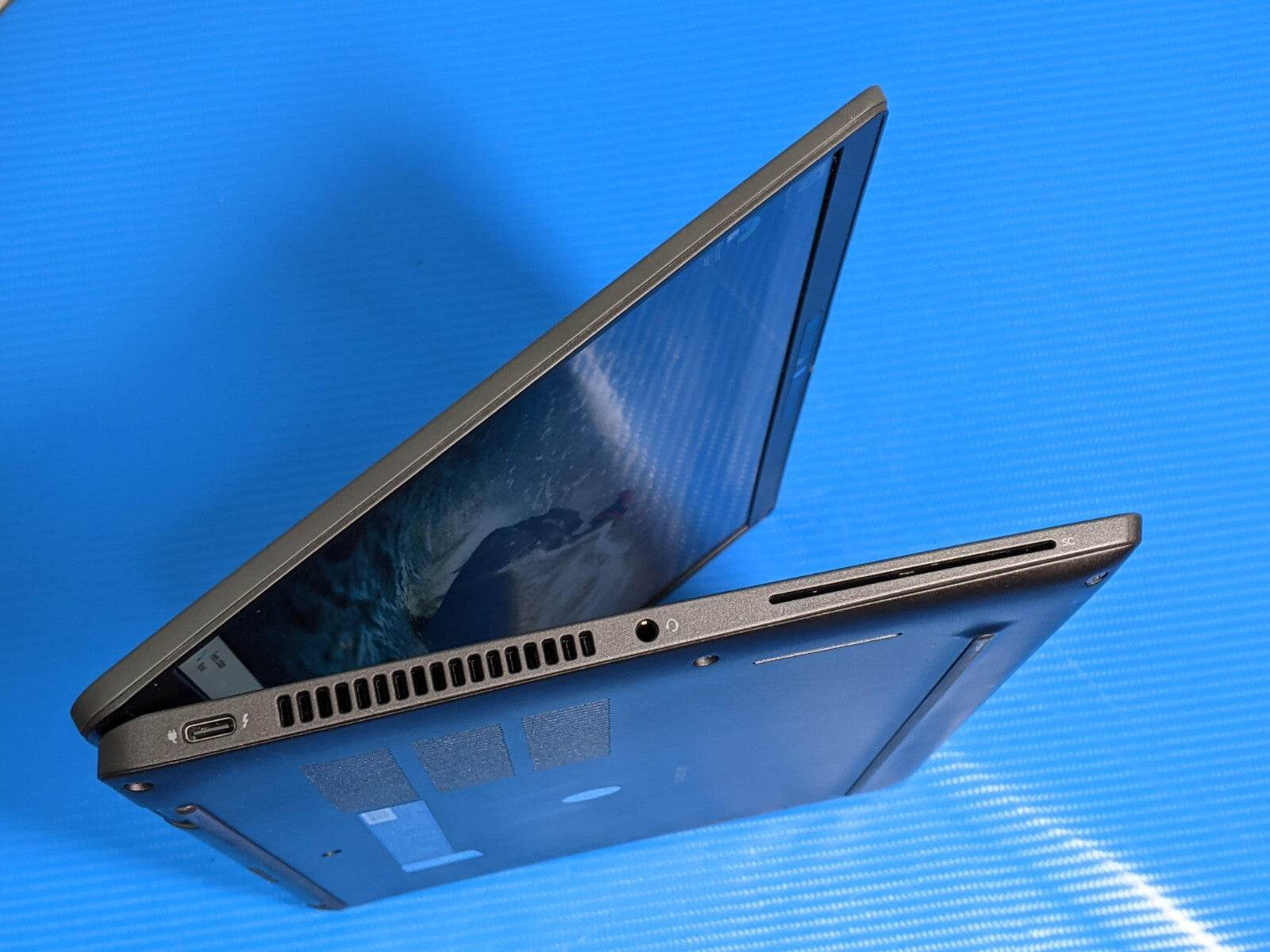 Dell Latitude 7320 i5-1145G7 2.60GHz 16GB 256GB 100%Battery Warranty-Feb/2026 - Tested Computer Laptop Parts