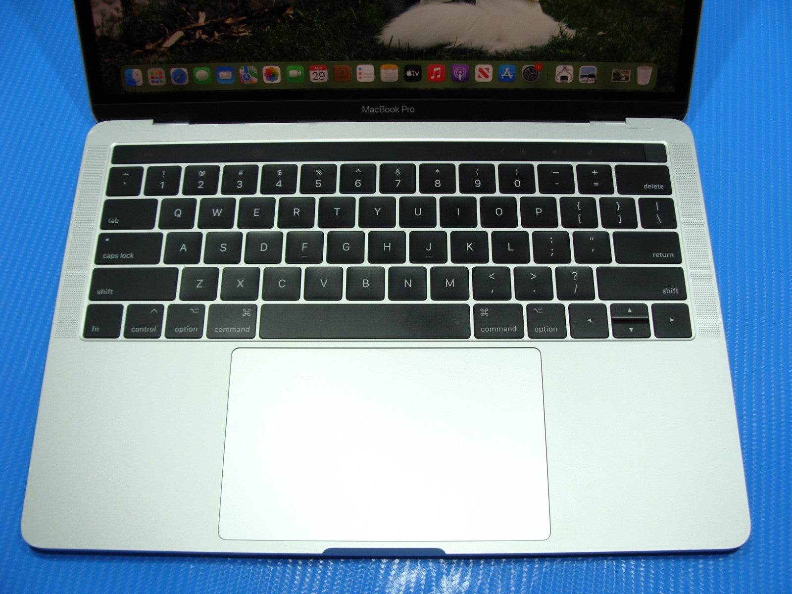 Apple MacBook Pro 13 A1706 Mid-2017 i5-7267U 3.1Ghz 8GB 256GB MPXV2LL/A Silver - Tested Computer Laptop Parts