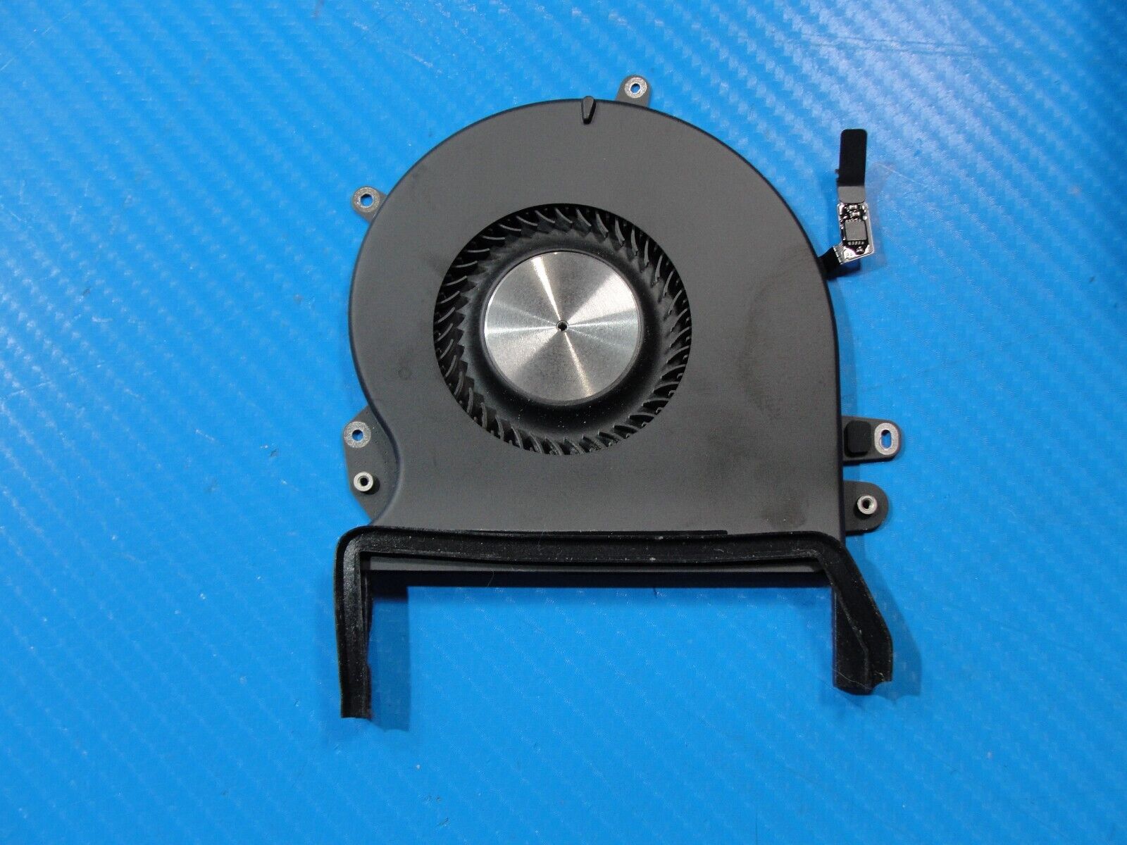 MacBook Pro A2141 Late 2019 MVVJ2LL/A MVVK2LL/A 16