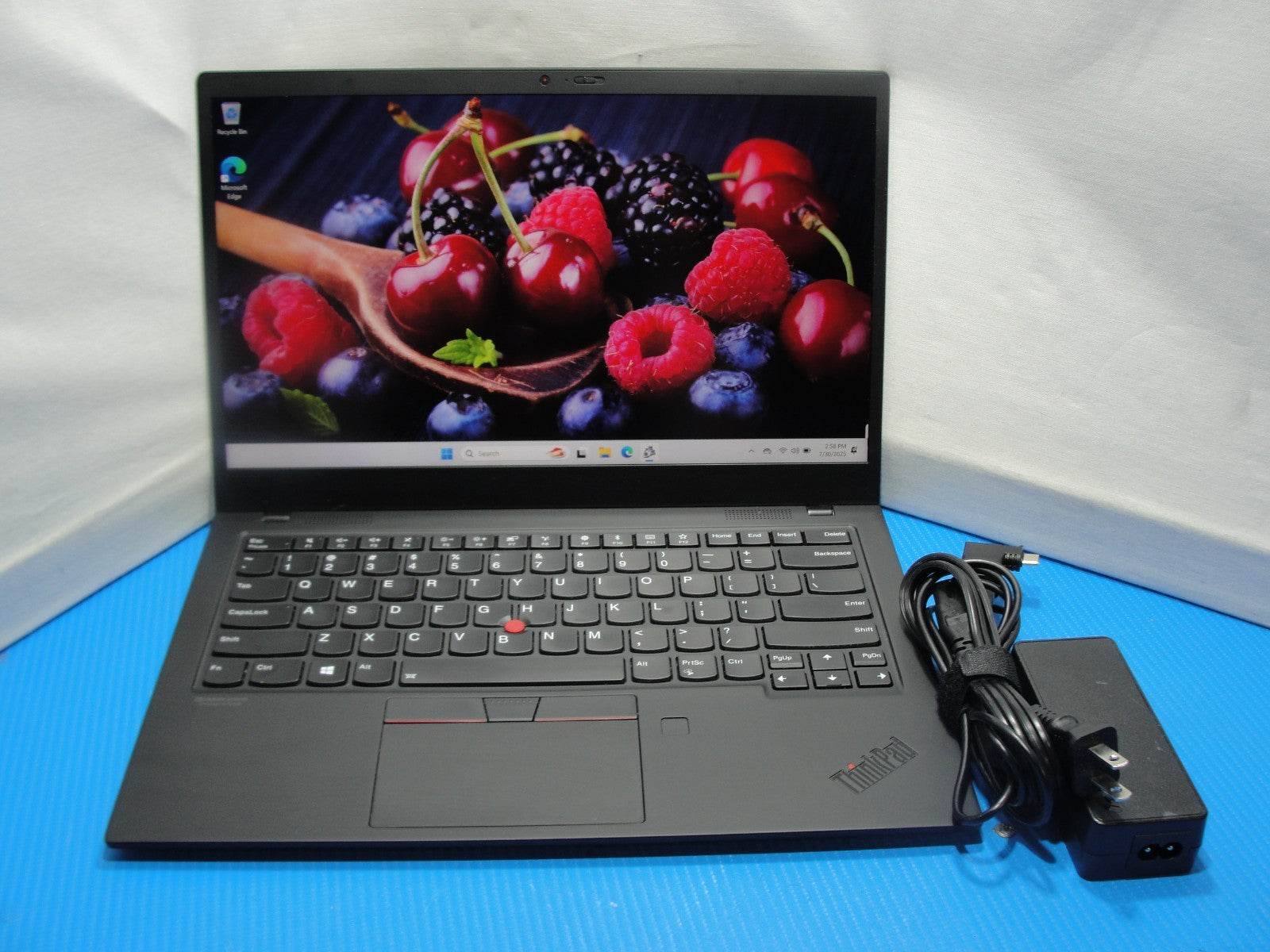 Lenovo ThinkPad X1 Carbon Gen 7 14”FHD Core i7-8565U 1.8GHz 8GB SSD Reset 256GB - Tested Computer Laptop Parts