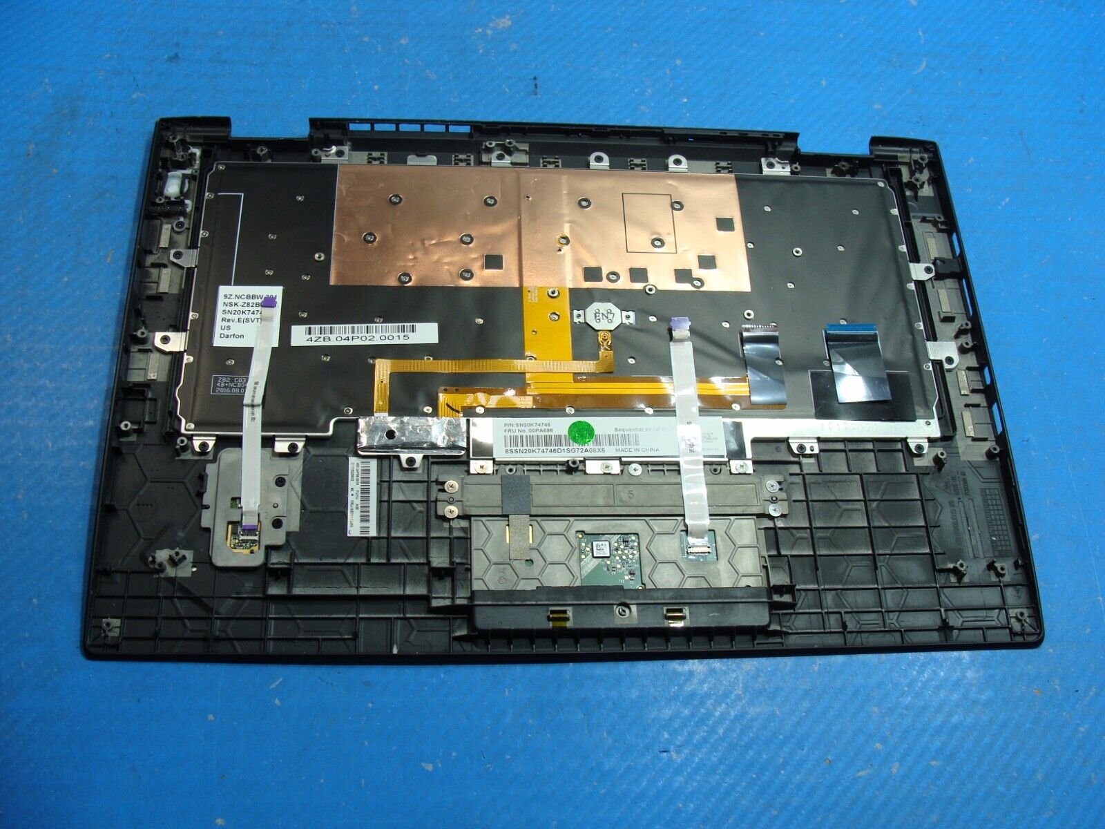 Lenovo ThinkPad X1 Carbon 4th Gen Palmrest w/TouchPad BL Keyboard 00PA698 Grd A