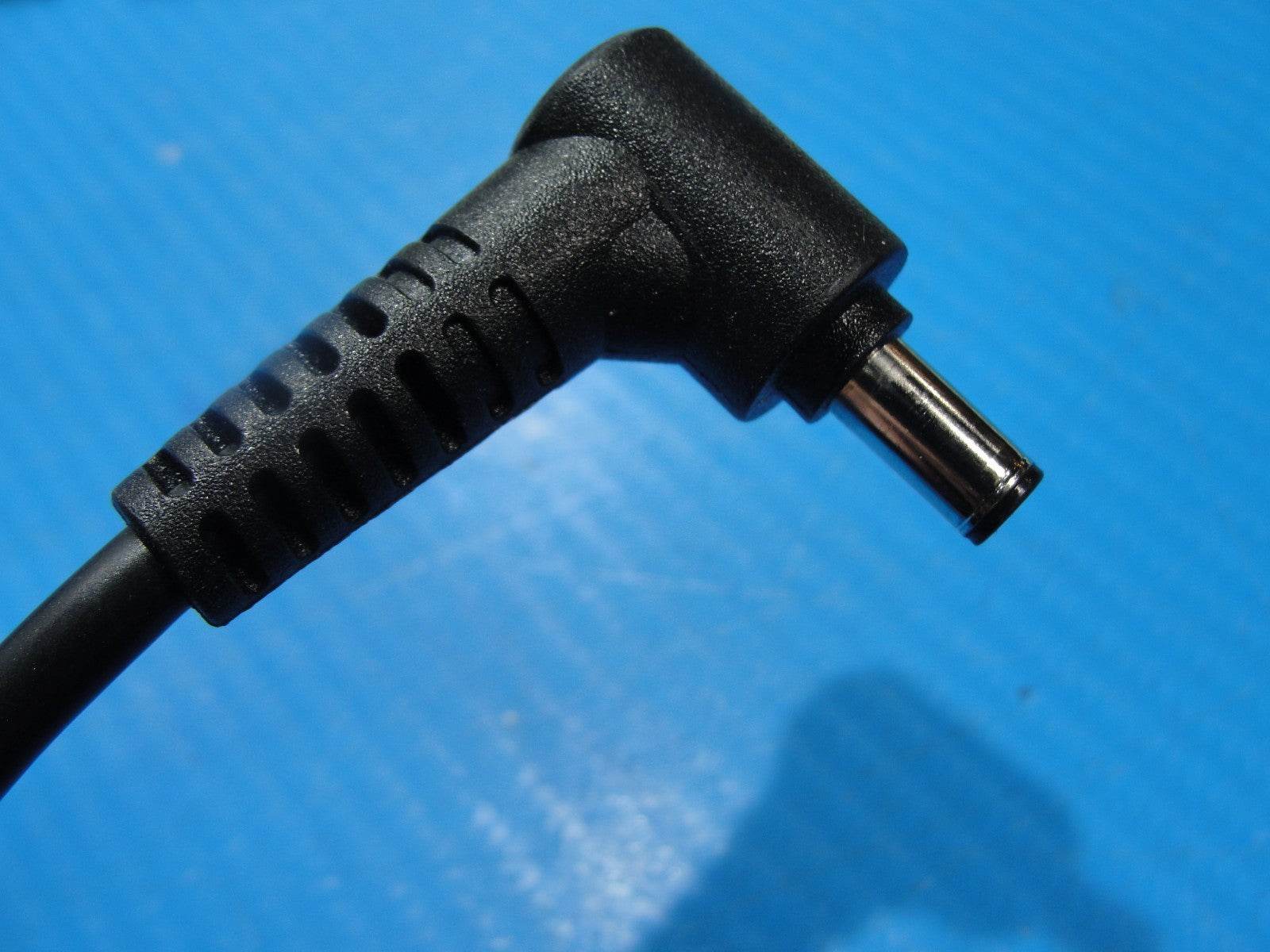 CHICONY Power Adapter Model: A230A022P P/N: A230A022P – 230W - Tested Computer Laptop Parts