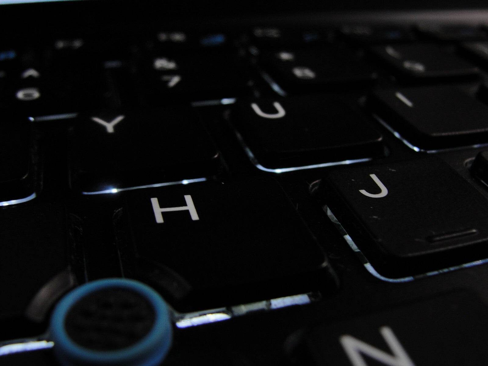 Dell Precision 7510 15.6” FHD i7-6920HQ 2.9GHz 16GB 512GB SSD NV M1000M 2GB - Tested Computer Laptop Parts