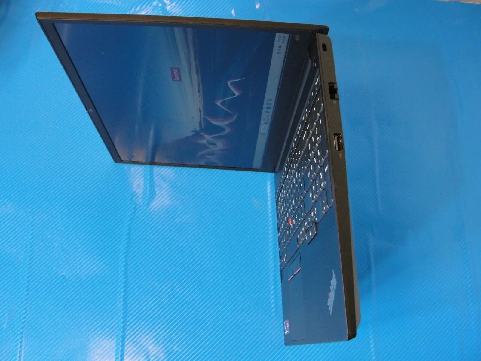 Lenovo ThinkPad E15 Gen 2 AMD Ryzen 5 4500U 2.38GHz 8GB 256GB Radeon Win11Pro