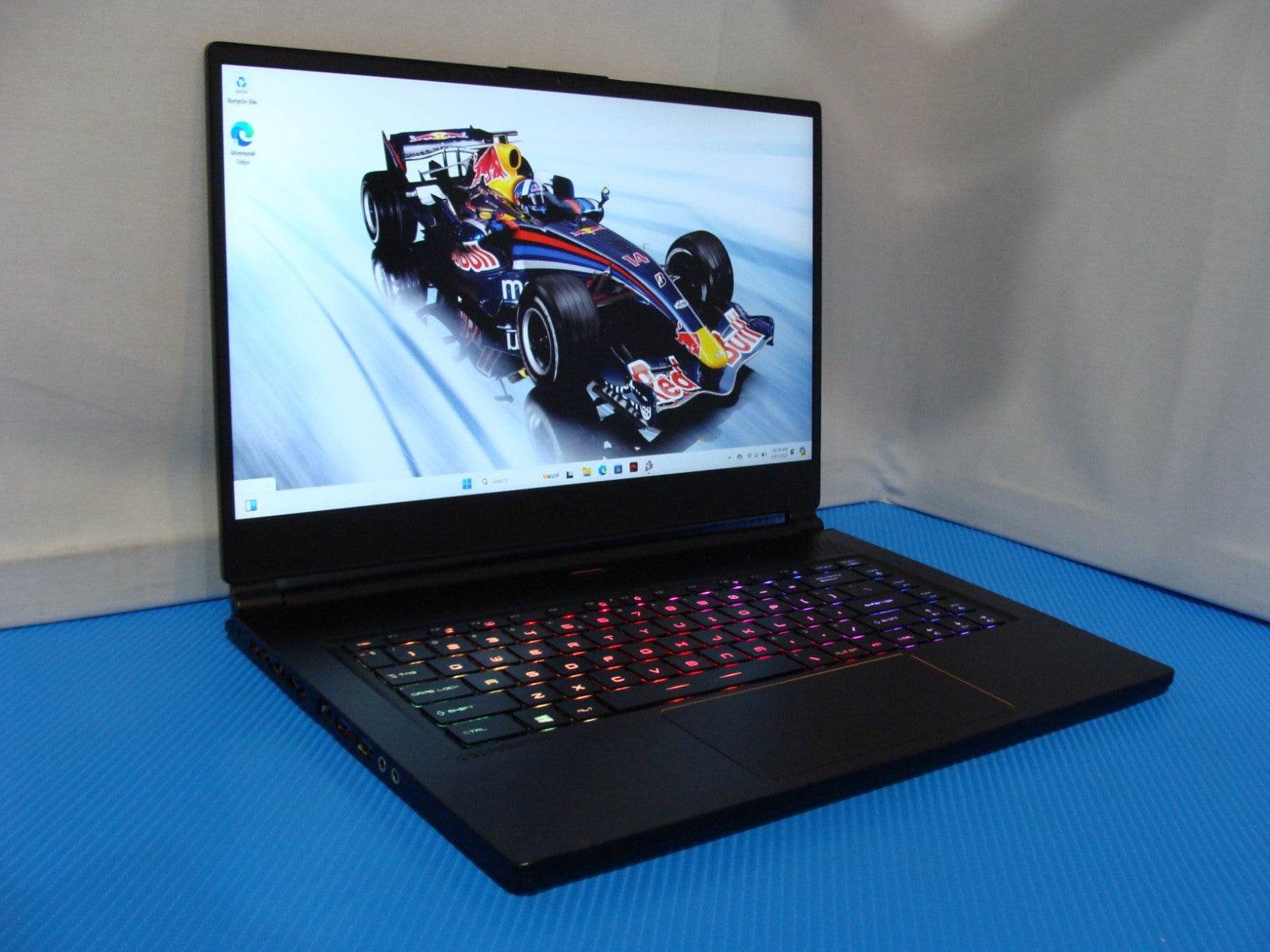 MSI GS65 Stealth 8SG 15.6''FHD 144hz i7-8750H 2.2GHz 16GB 256GB SSD RTX 2080 - Tested Computer Laptop Parts