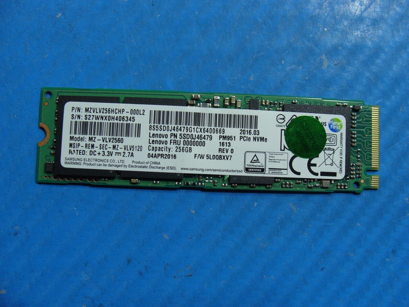 Lenovo 900-13ISK2 Samsung 256GB NVMe SSD Solid State Drive MZVLV256HCHP-000L2