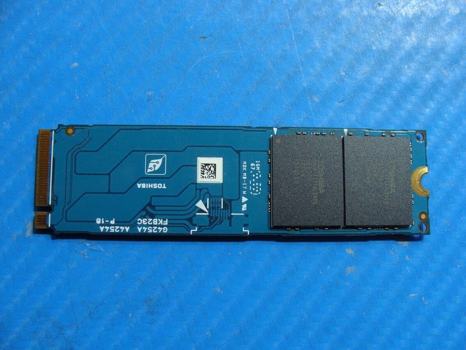 Dell XPS 15 9560 Toshiba M.2 NVME 1TB SSD THNSN51T02DUK NPFCP