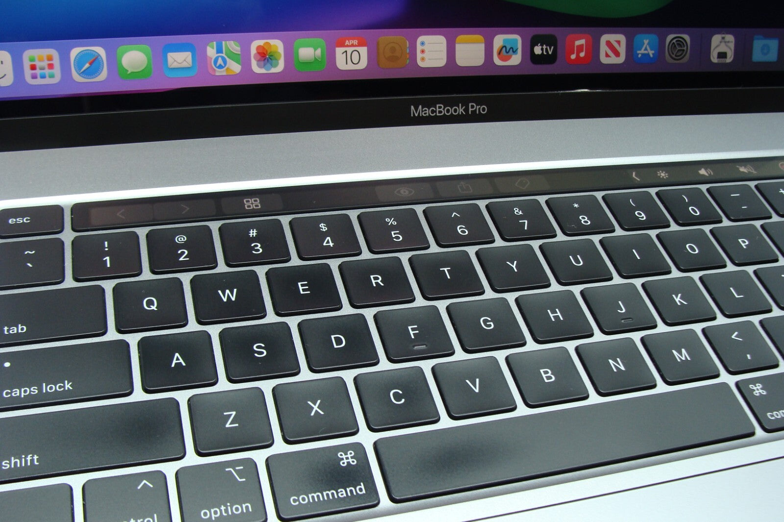 Apple MacBook Pro A2141 16