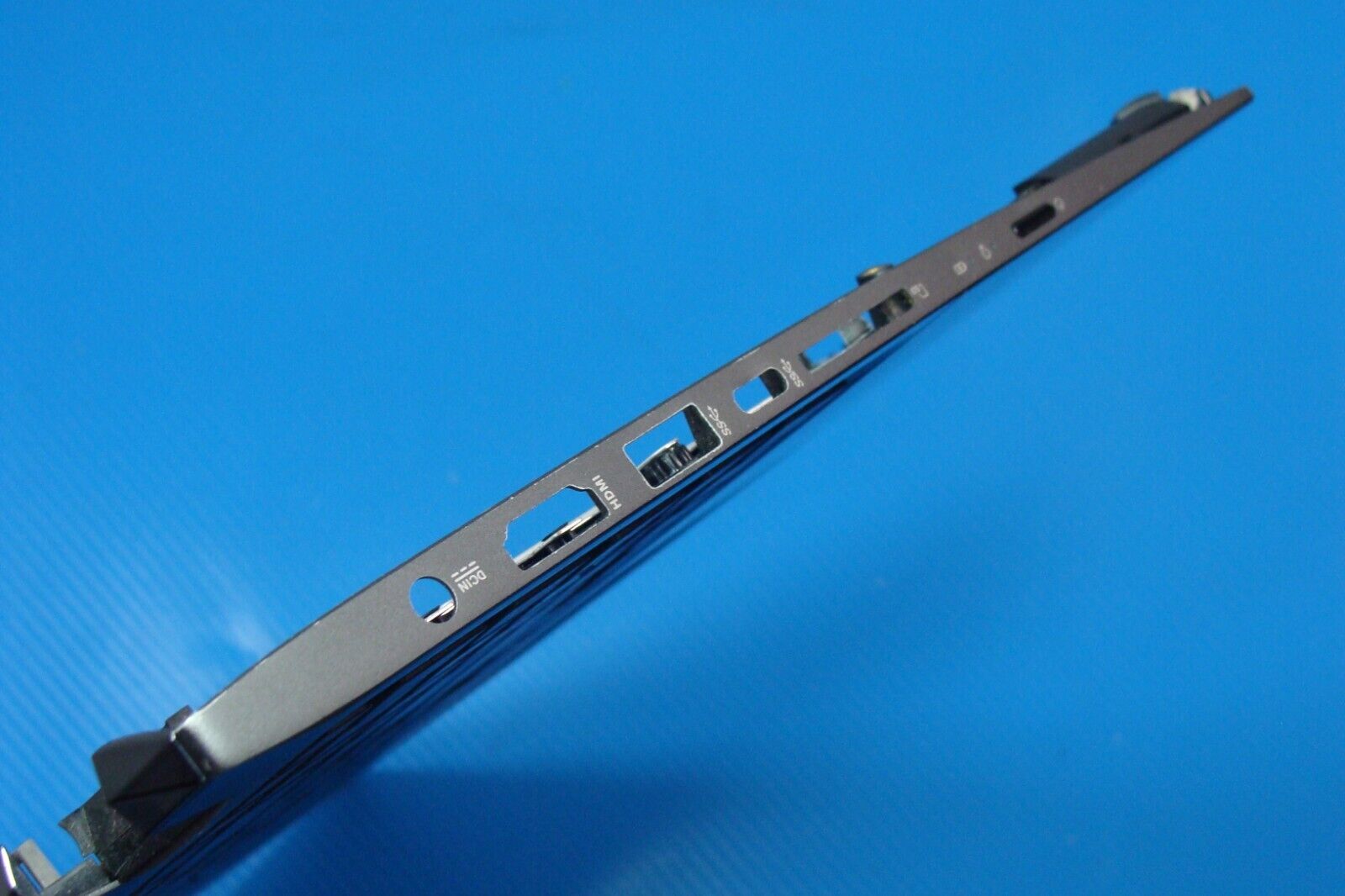 Asus ZenBook Q547F 15.6