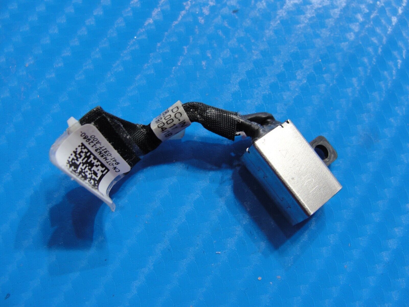 Dell Inspiron 15 5584 15.6