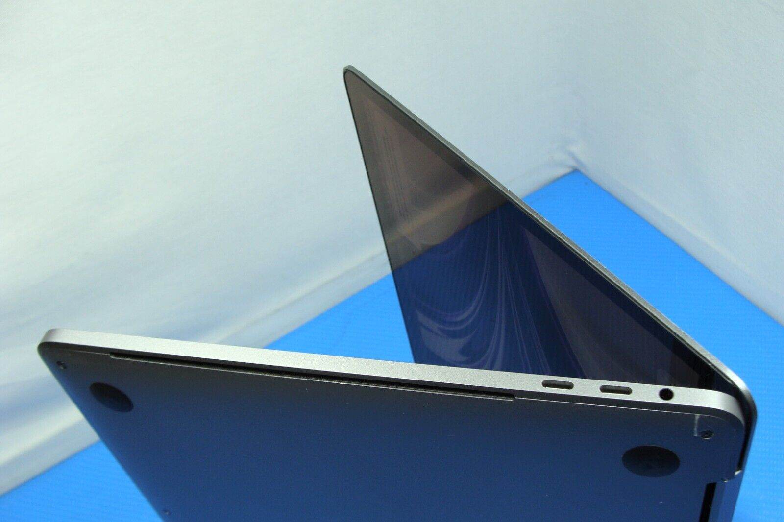 Apple MacBook Pro 13 A1706/BTO Mid-2017 Core i7-6567U 3.3GHz 16GB 512GB 4 cycles - Tested Computer Laptop Parts