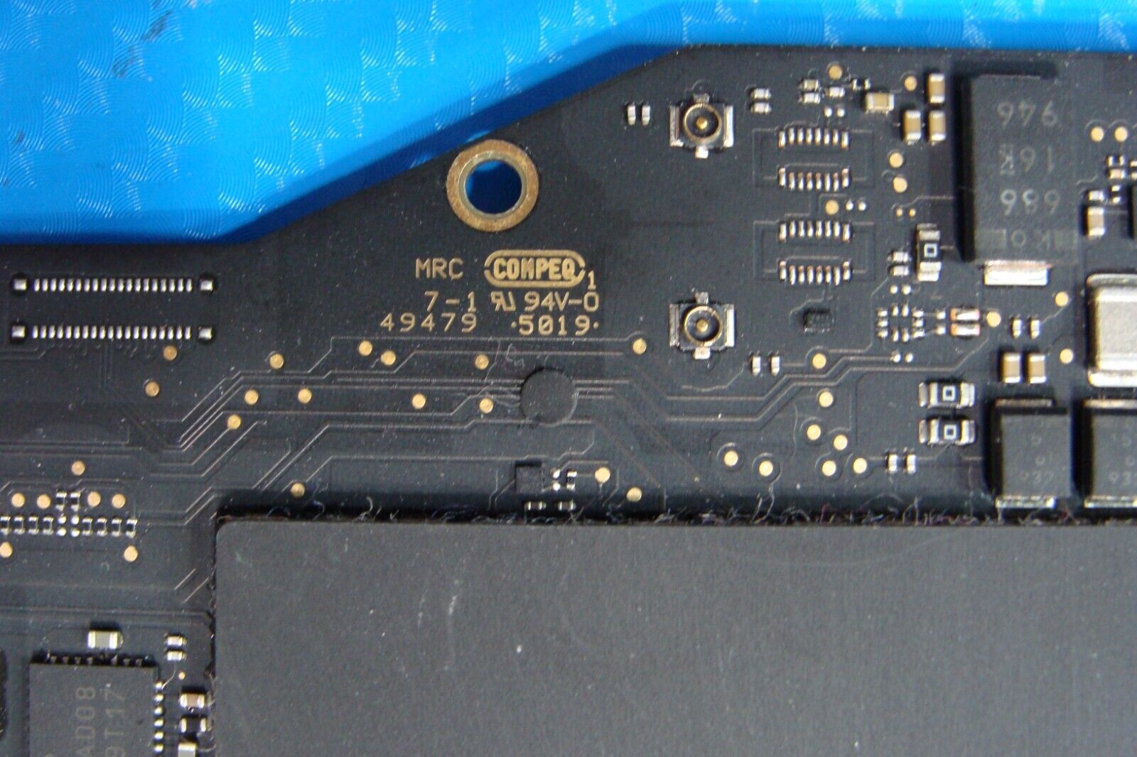 MacBook Pro A2159 13