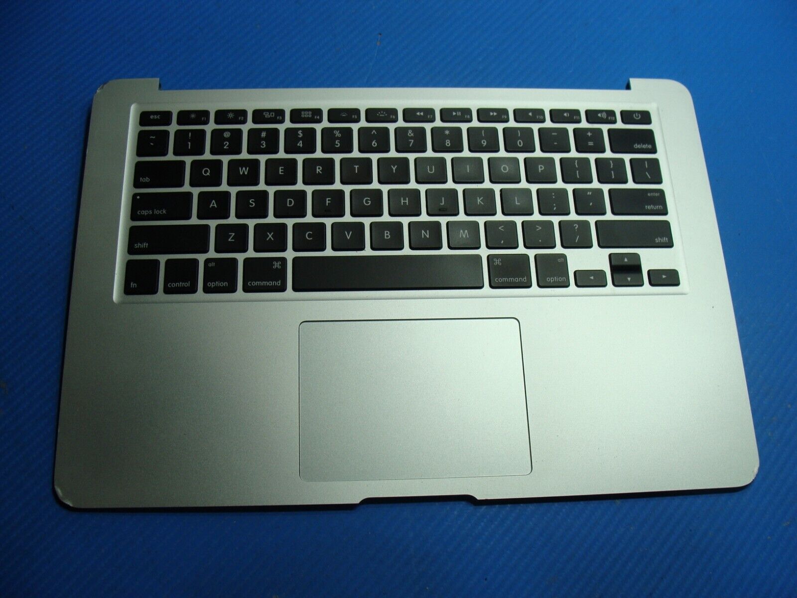 MacBook Air A1466 2017 MQD32LL/A 13