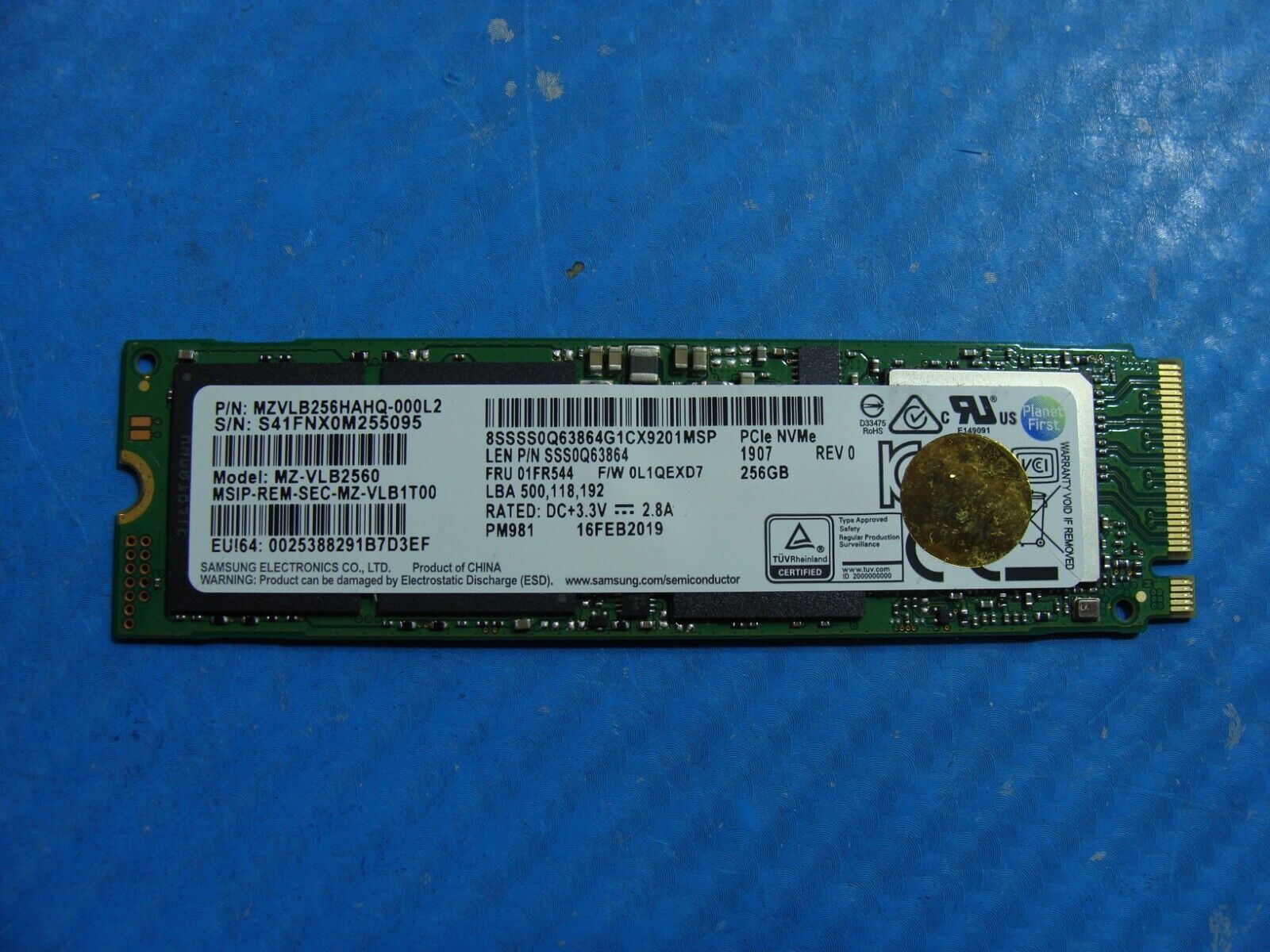 Lenovo Flex-14API Samsung 256GB NVMe M.2 Solid State Drive MZVLB256HAHQ-000L2