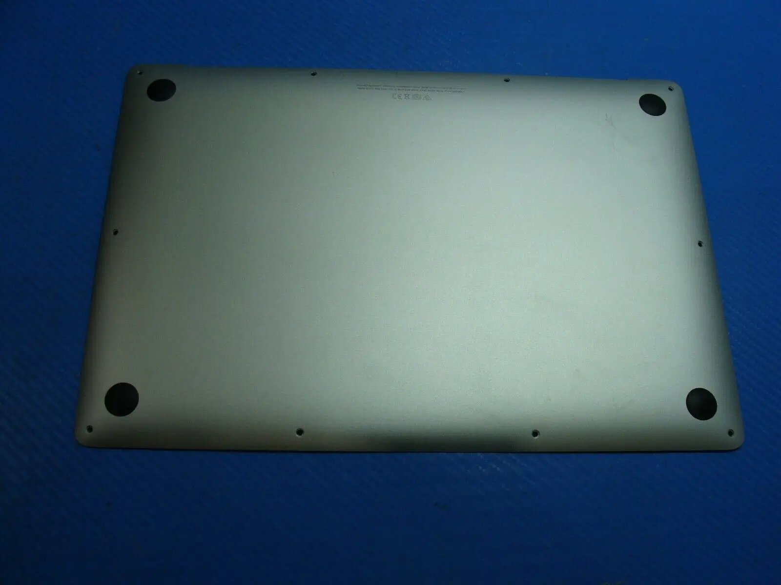 MacBook Air A2337 13