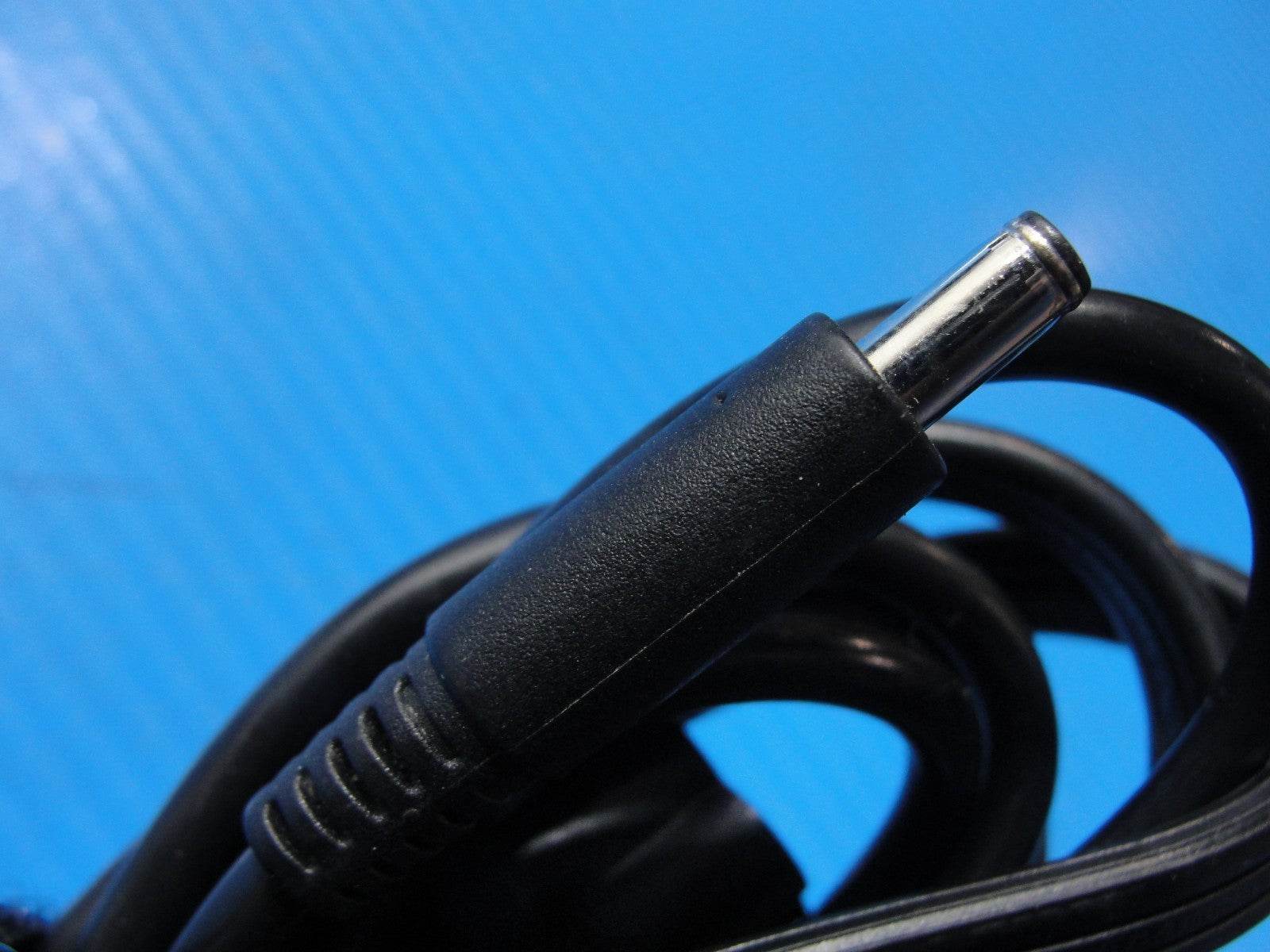 Genuine Dell 65W AC Adapter Charger – 19.5V 3.34A – 4.5mm x 3.0mm Black Tip - Tested Computer Laptop Parts