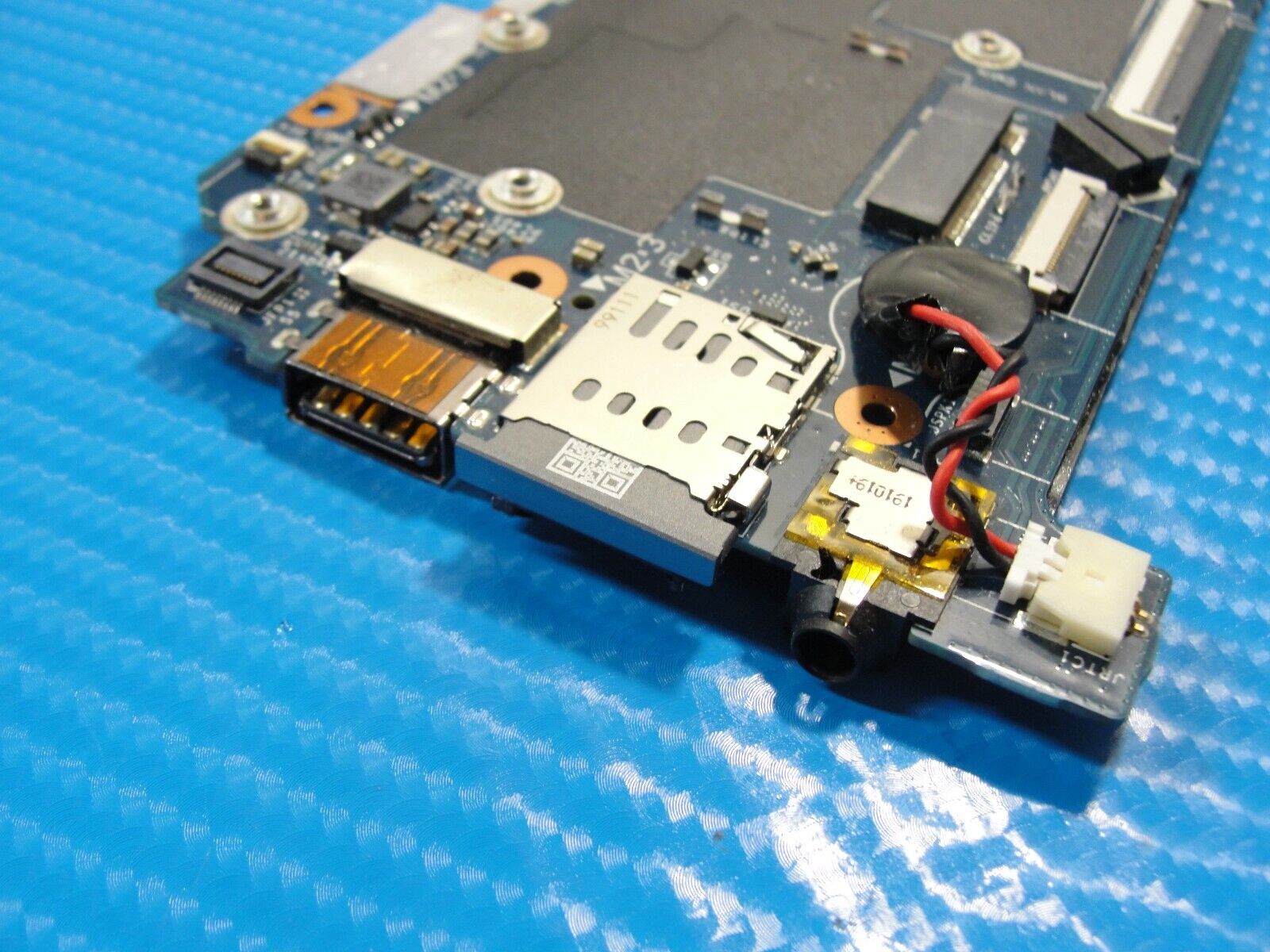 Dell Latitude 7400 2-in-1 14