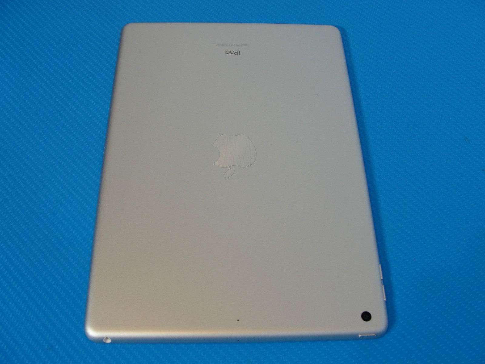Apple iPad 8th Generation 32 GB Wi-Fi 10.2 in Silver /Grade A - Tested Computer Laptop Parts