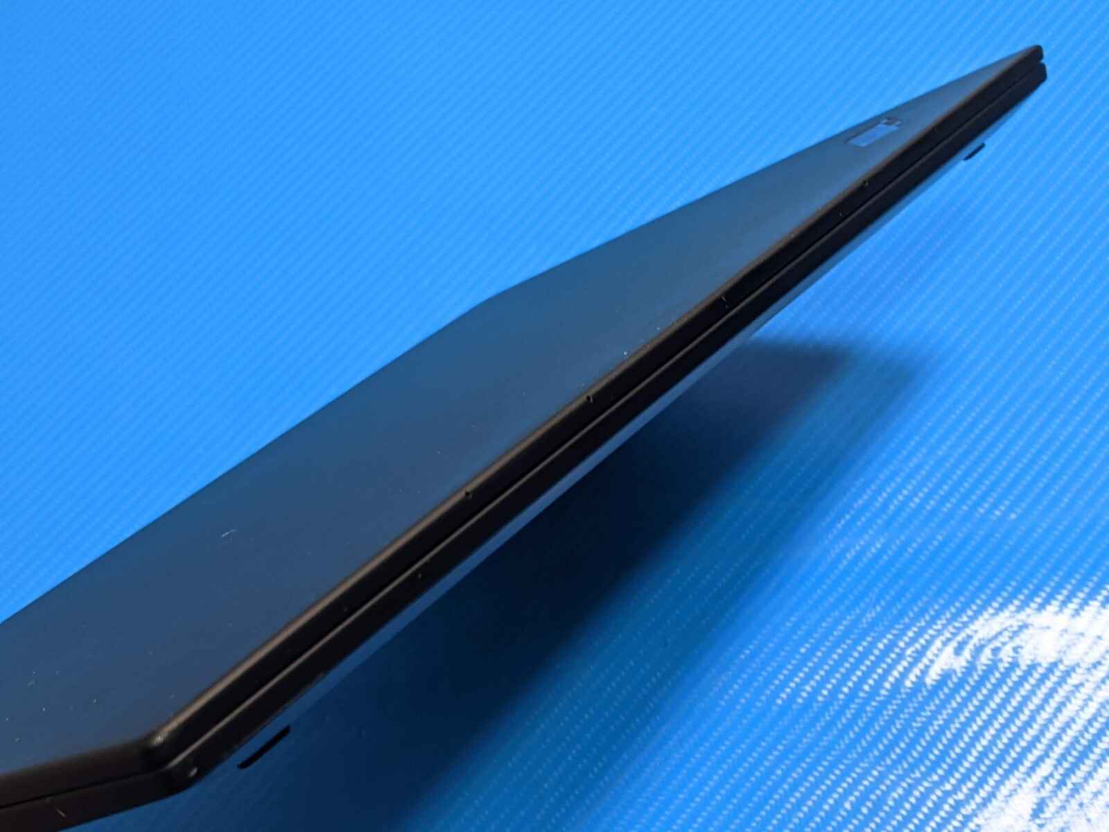 Lenovo ThinkPad X1 Carbon Gen 7 14