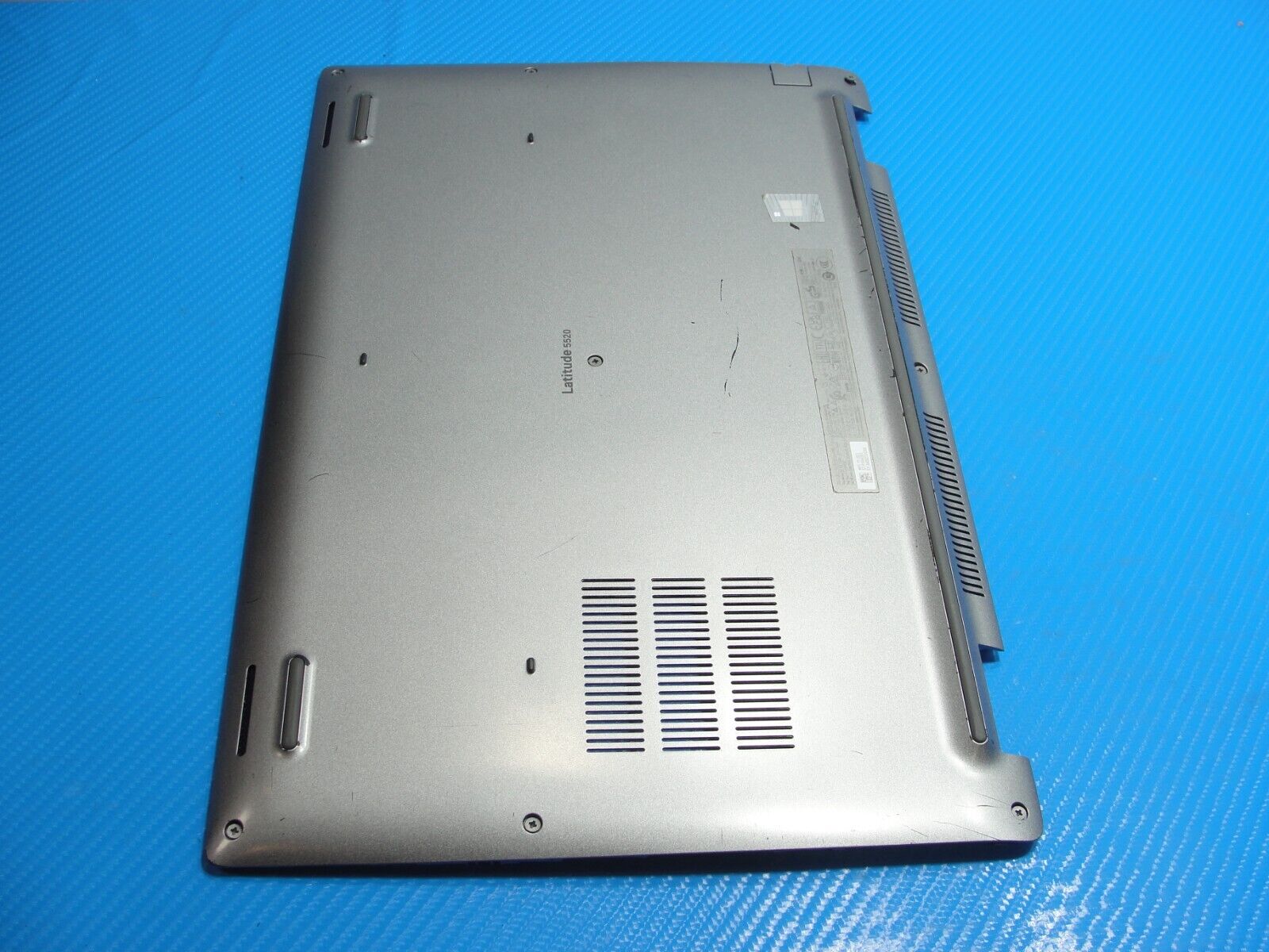 Dell Latitude 5520 15.6