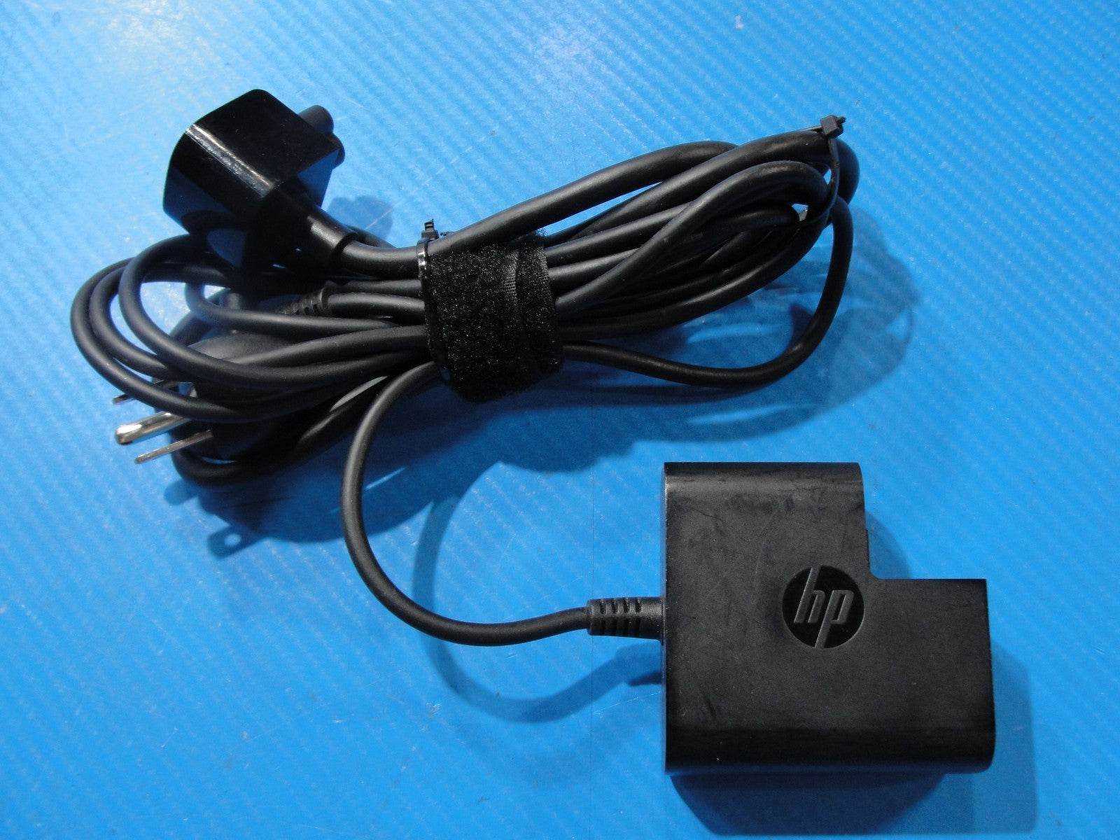 HP AC Power Adapter Charger 45W PN:853490-001 - Tested Computer Laptop Parts