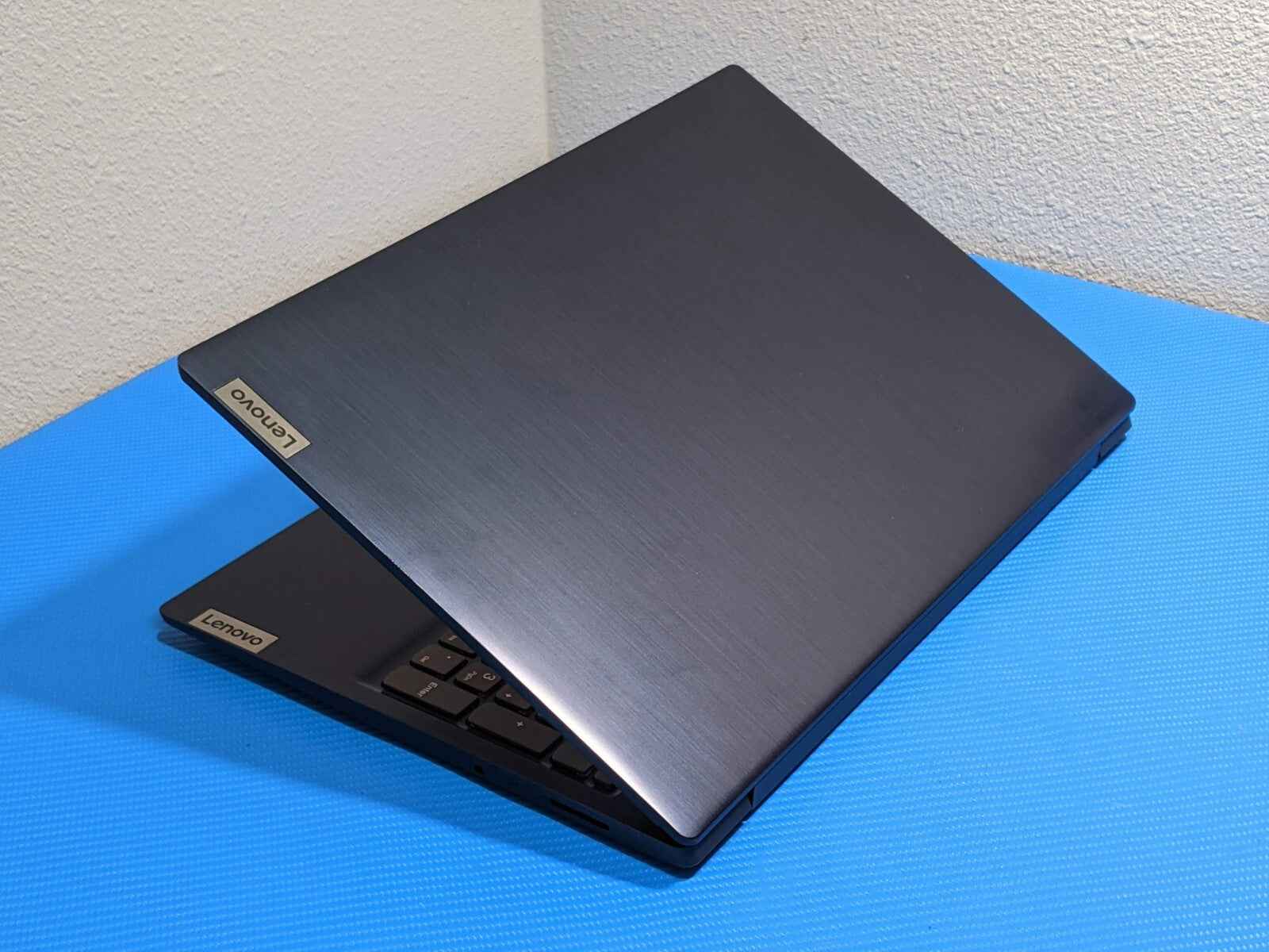 Lenovo ideapad 3 15IIL05 15.6