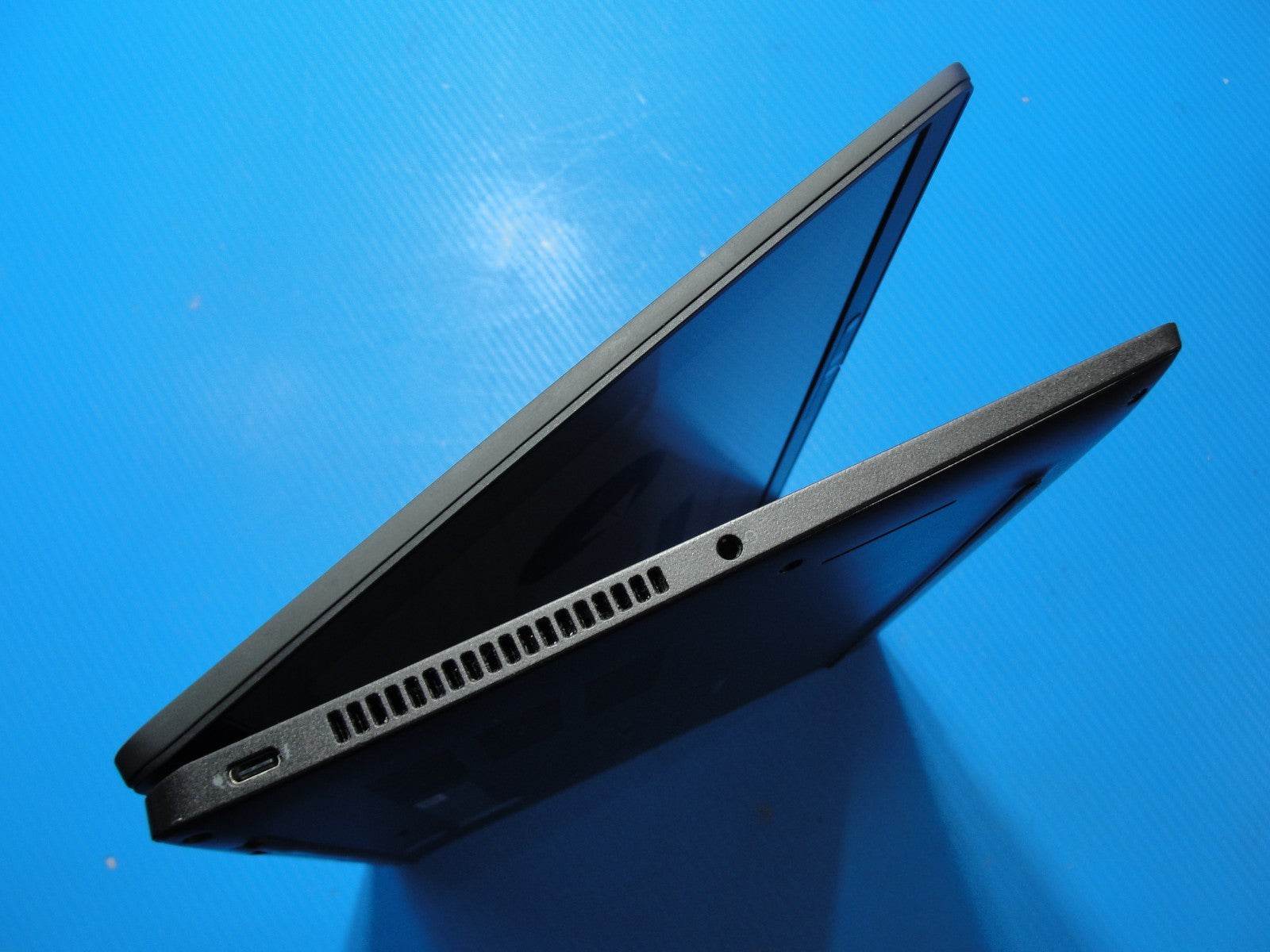 Dell Latitude 7420 14” FHD Intel Core i5-1145G7 2.6GHz 16GB 512GB SSD+ Charger - Tested Computer Laptop Parts