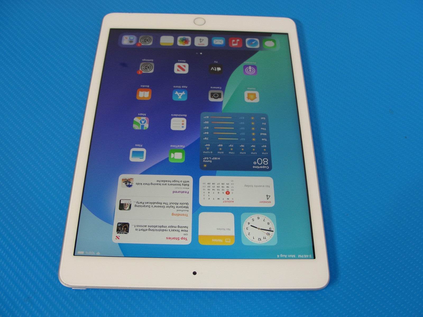 Apple iPad 8th Generation 32 GB Wi-Fi 10.2 in Silver /Grade A - Tested Computer Laptop Parts