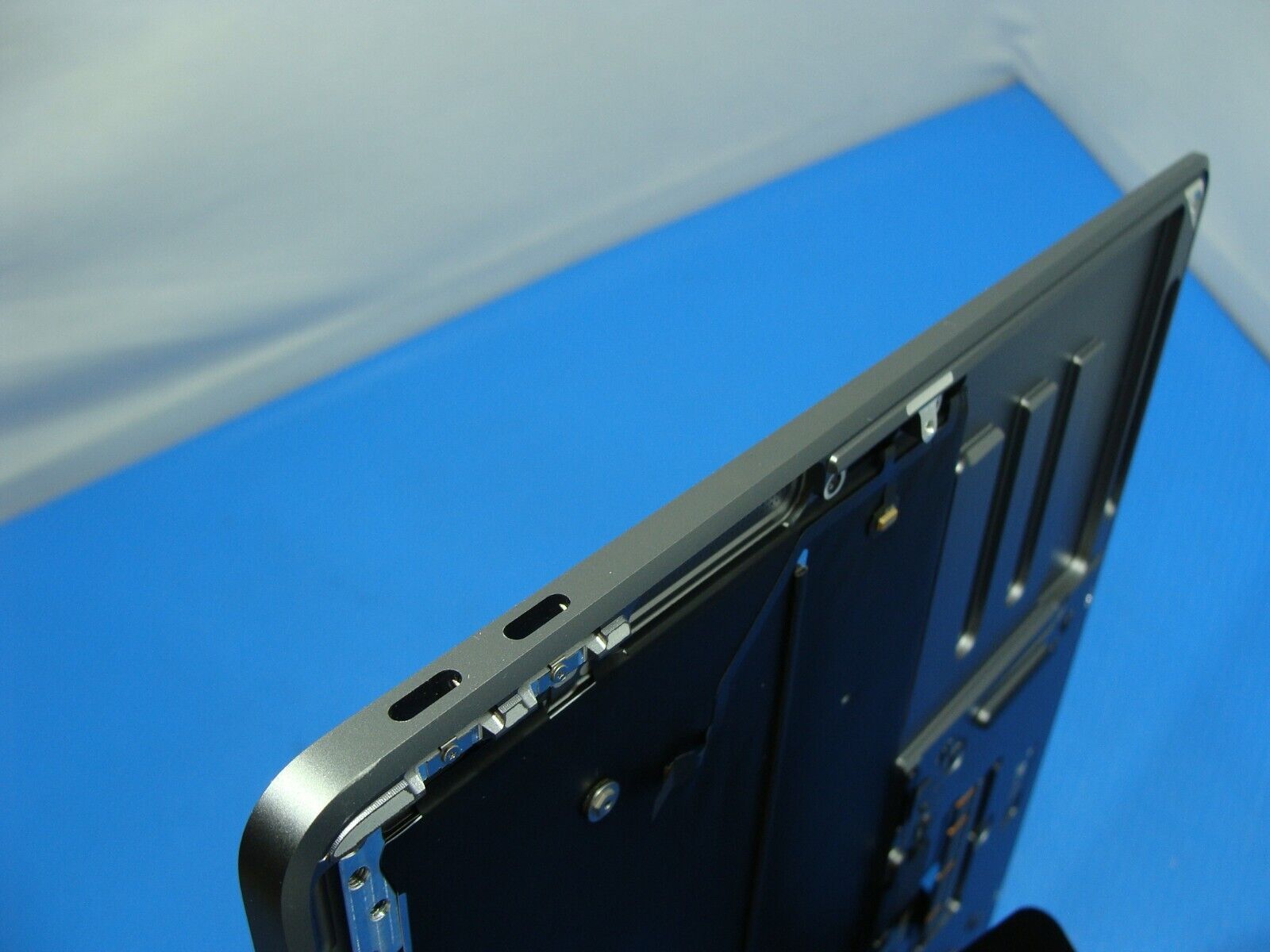 MacBook Air A2337 13